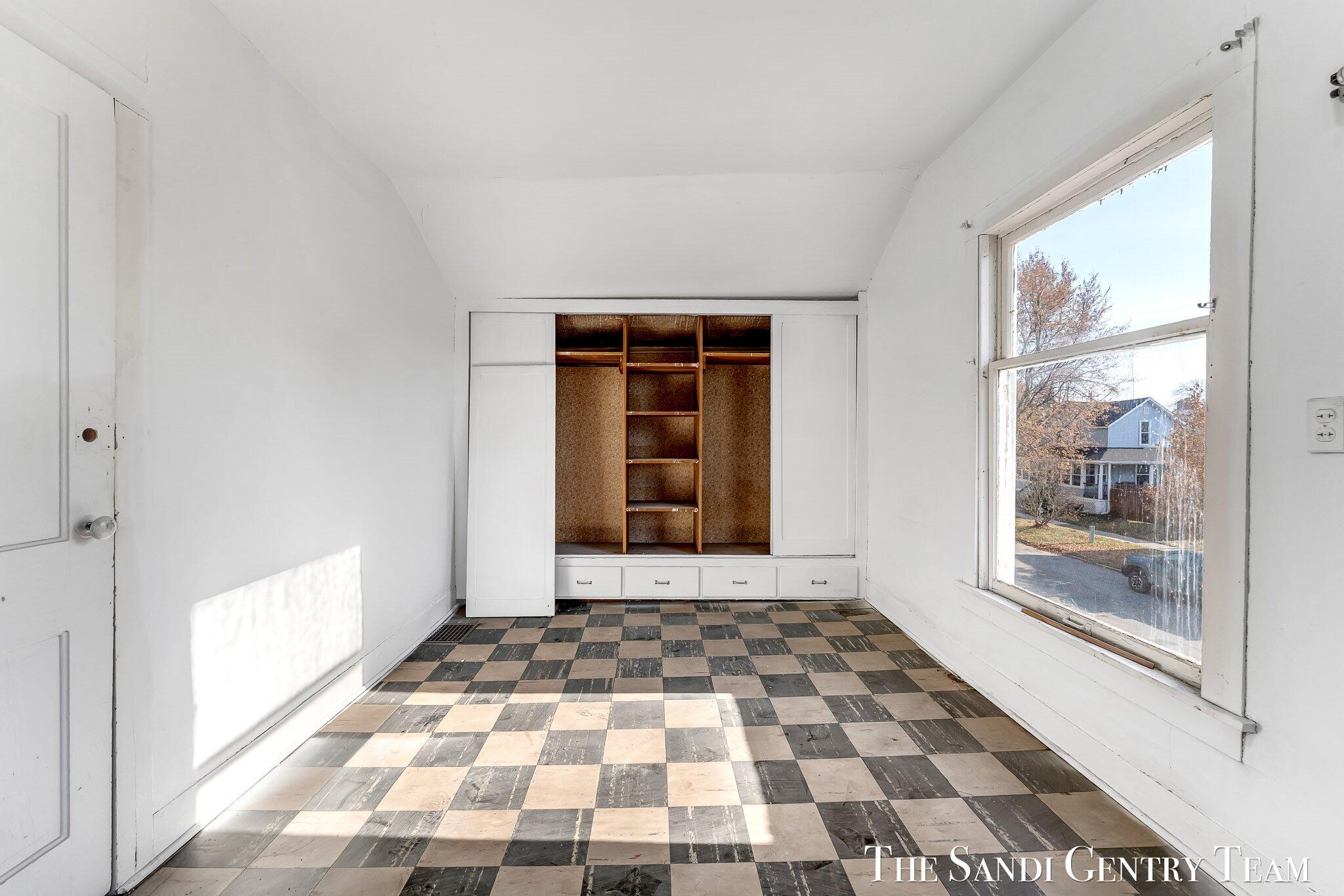 317 Elliott Avenue Grand Haven MI 49417