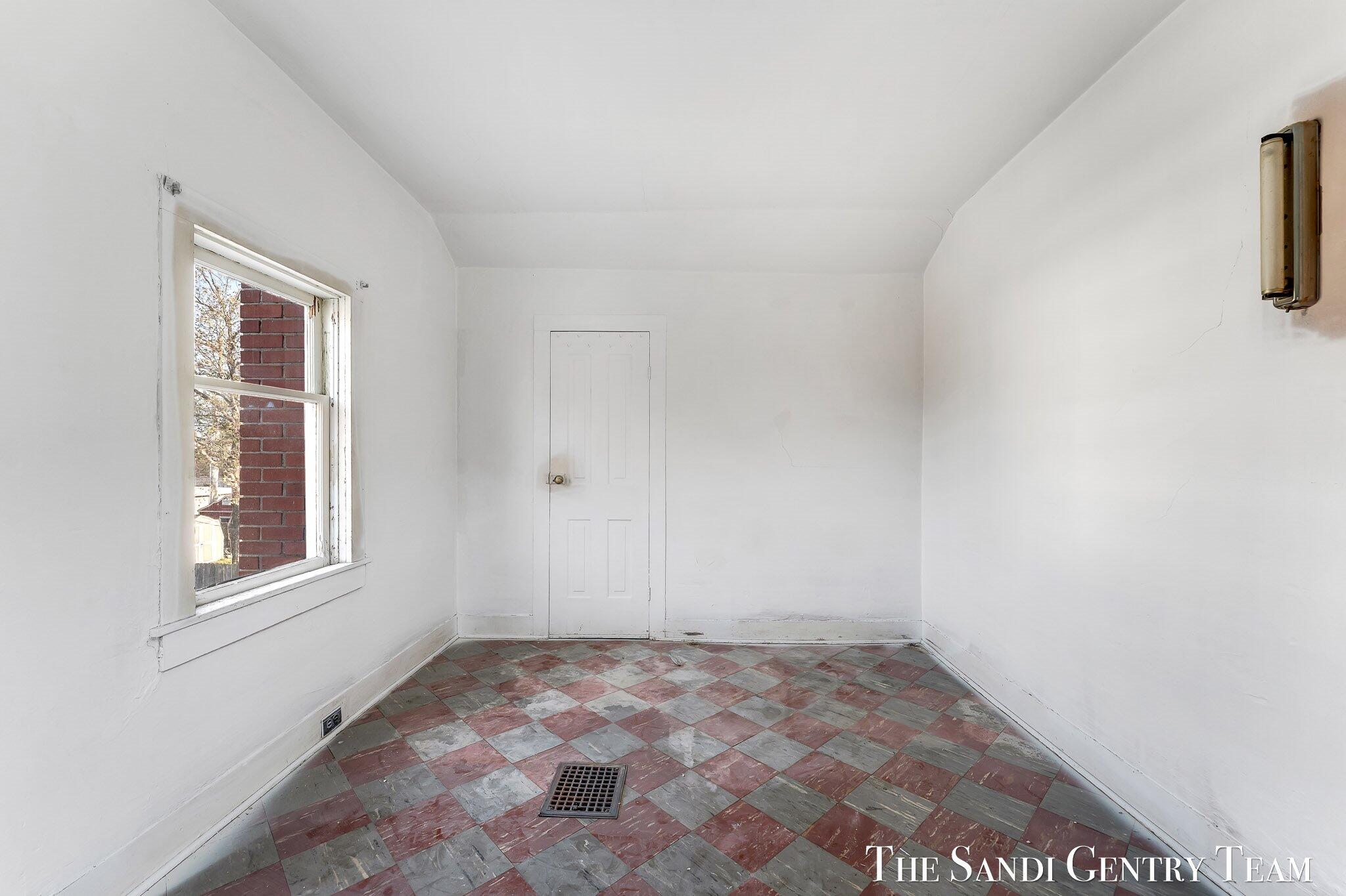 317 Elliott Avenue Grand Haven MI 49417