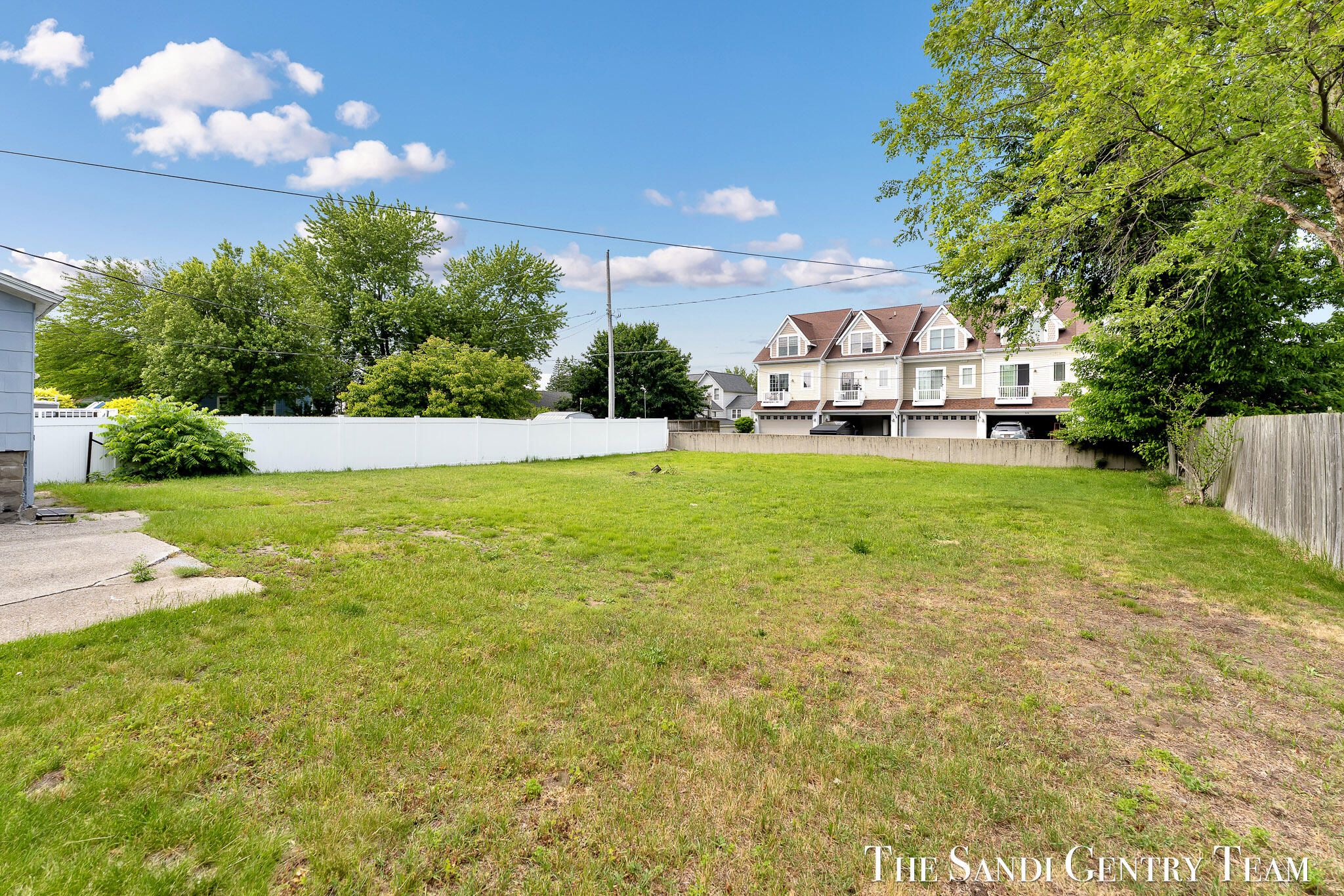 317 Elliott Avenue Grand Haven MI 49417