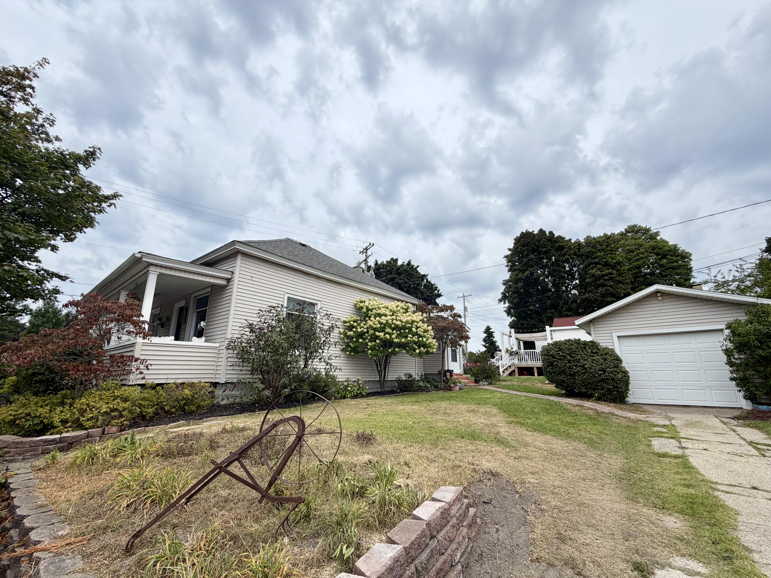 404 W Court Street Ludington MI 49431