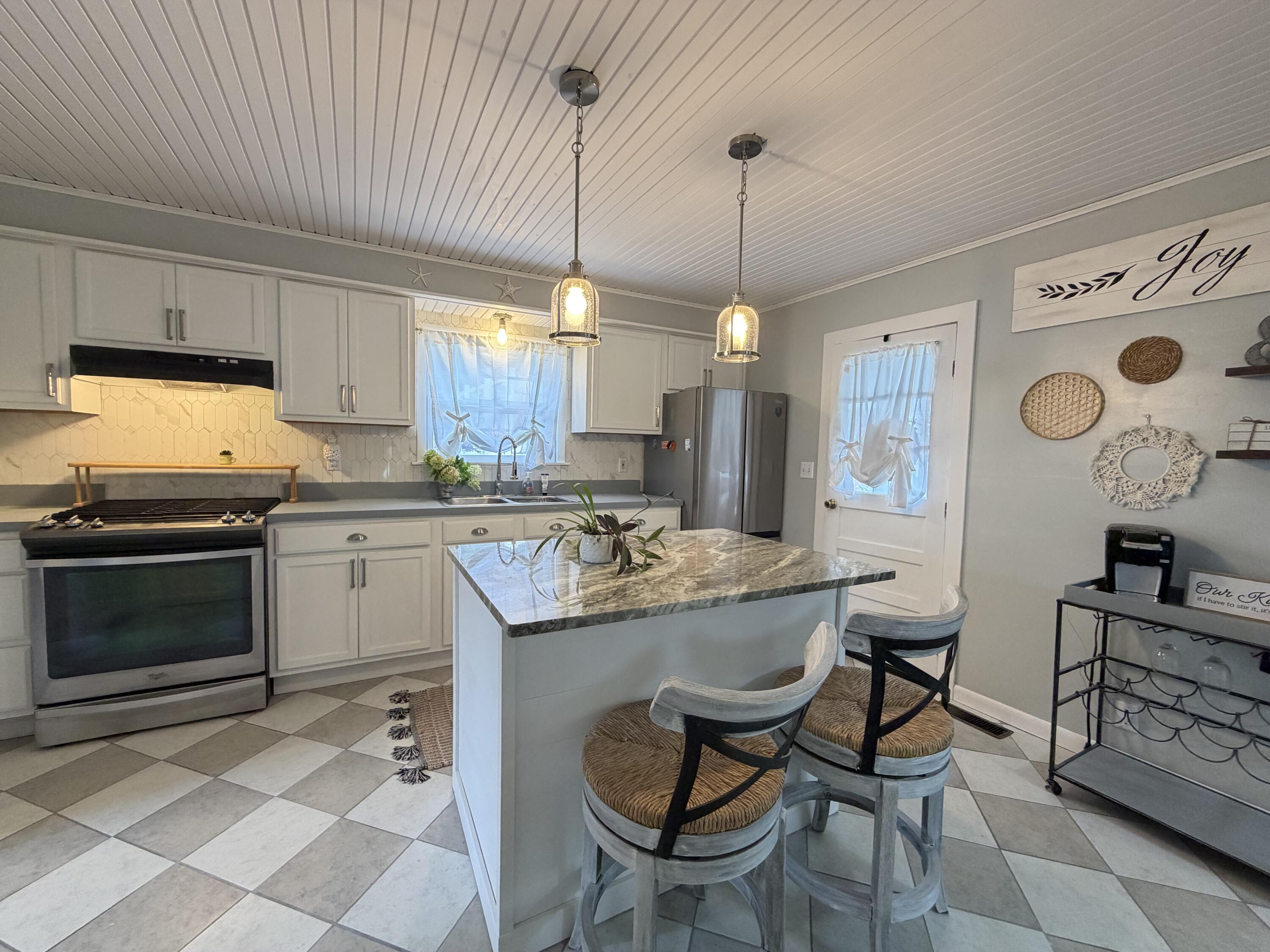 404 W Court Street Ludington MI 49431