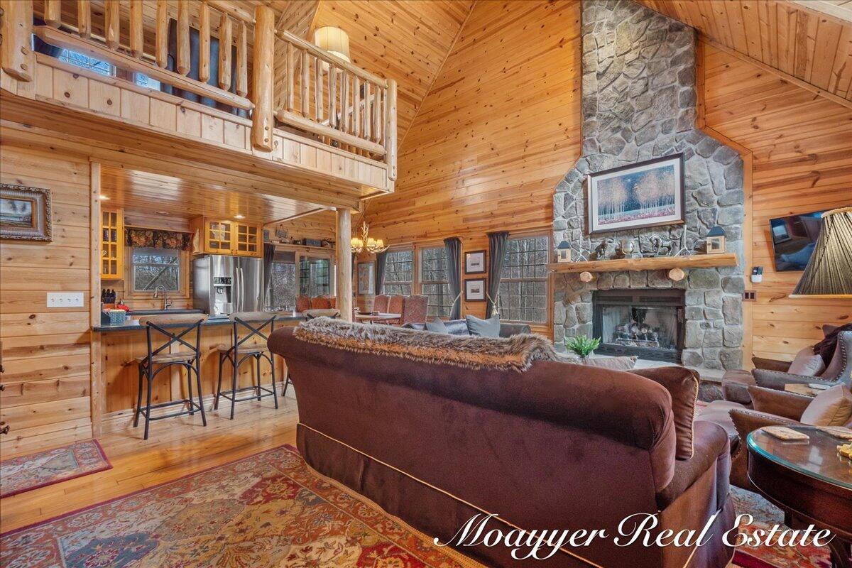 6459 Lilypad Lane Saugatuck MI 49453