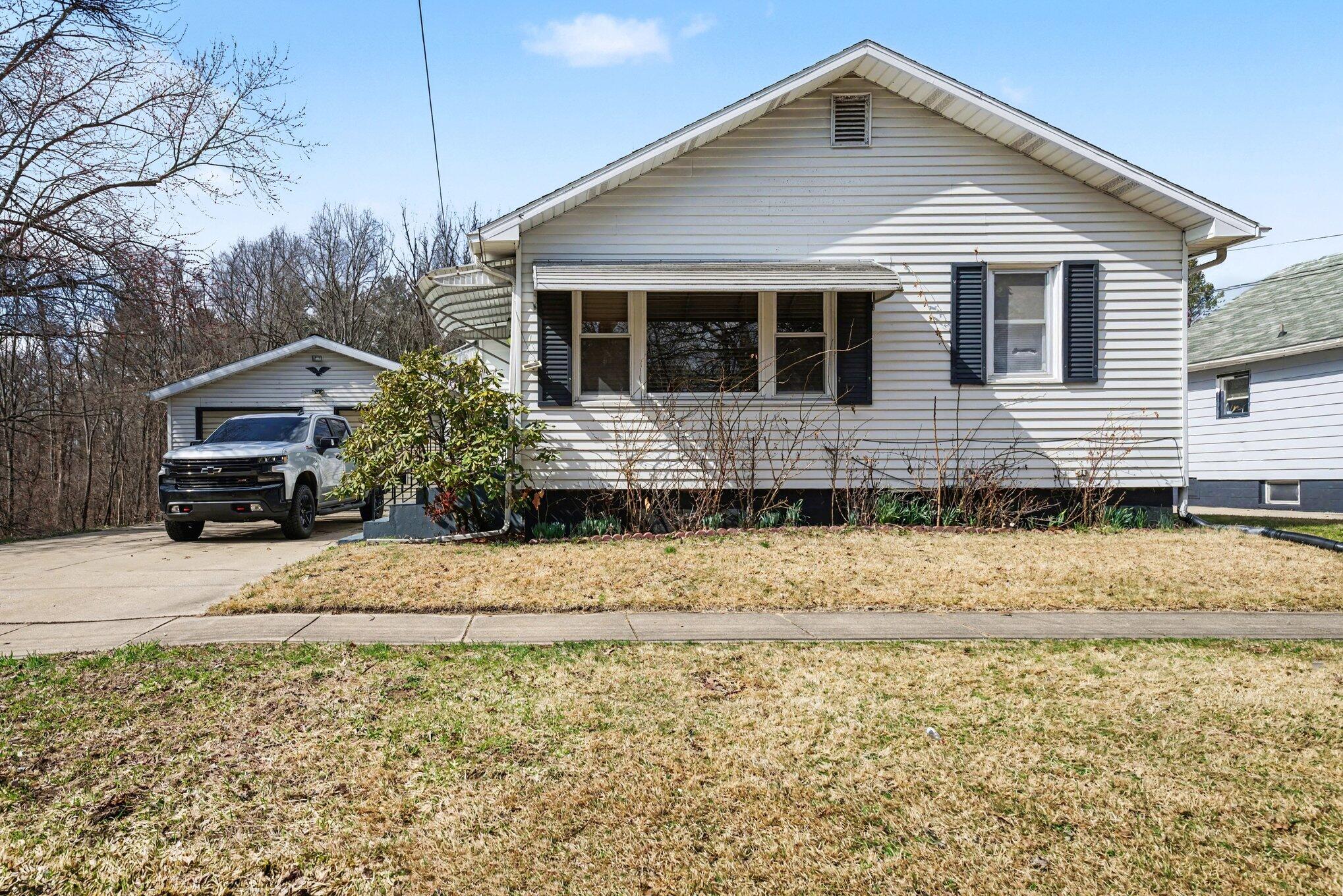 329 Chippewa Street Buchanan MI 49107
