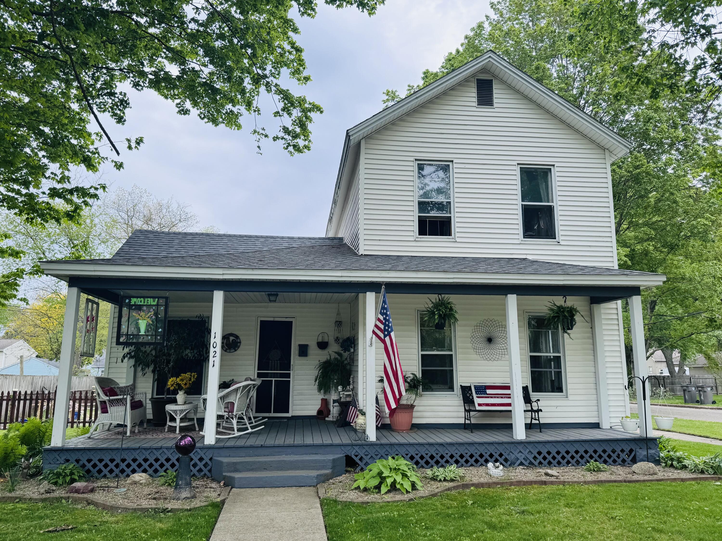 1021 Sycamore Street Niles MI 49120