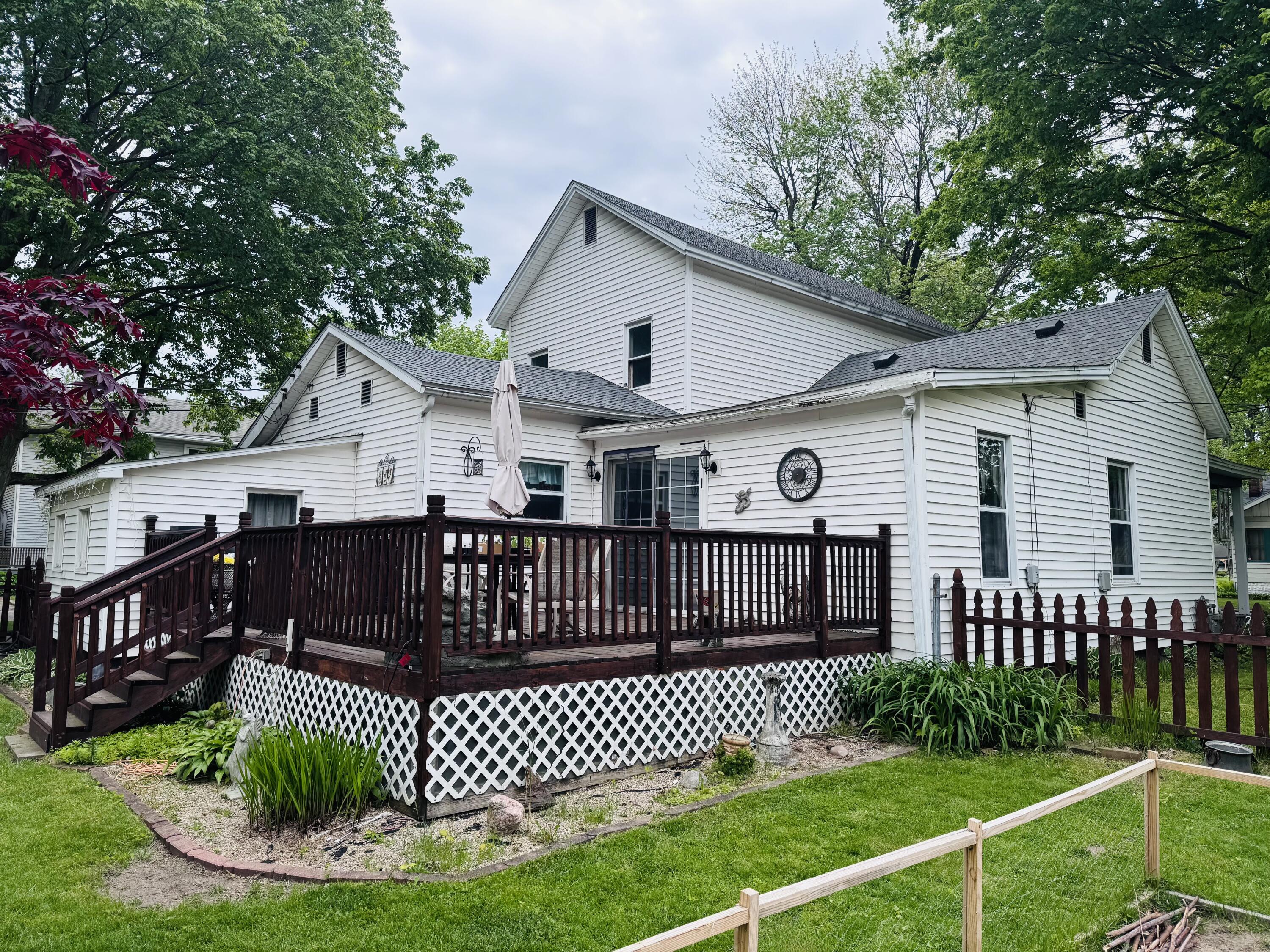 1021 Sycamore Street Niles MI 49120