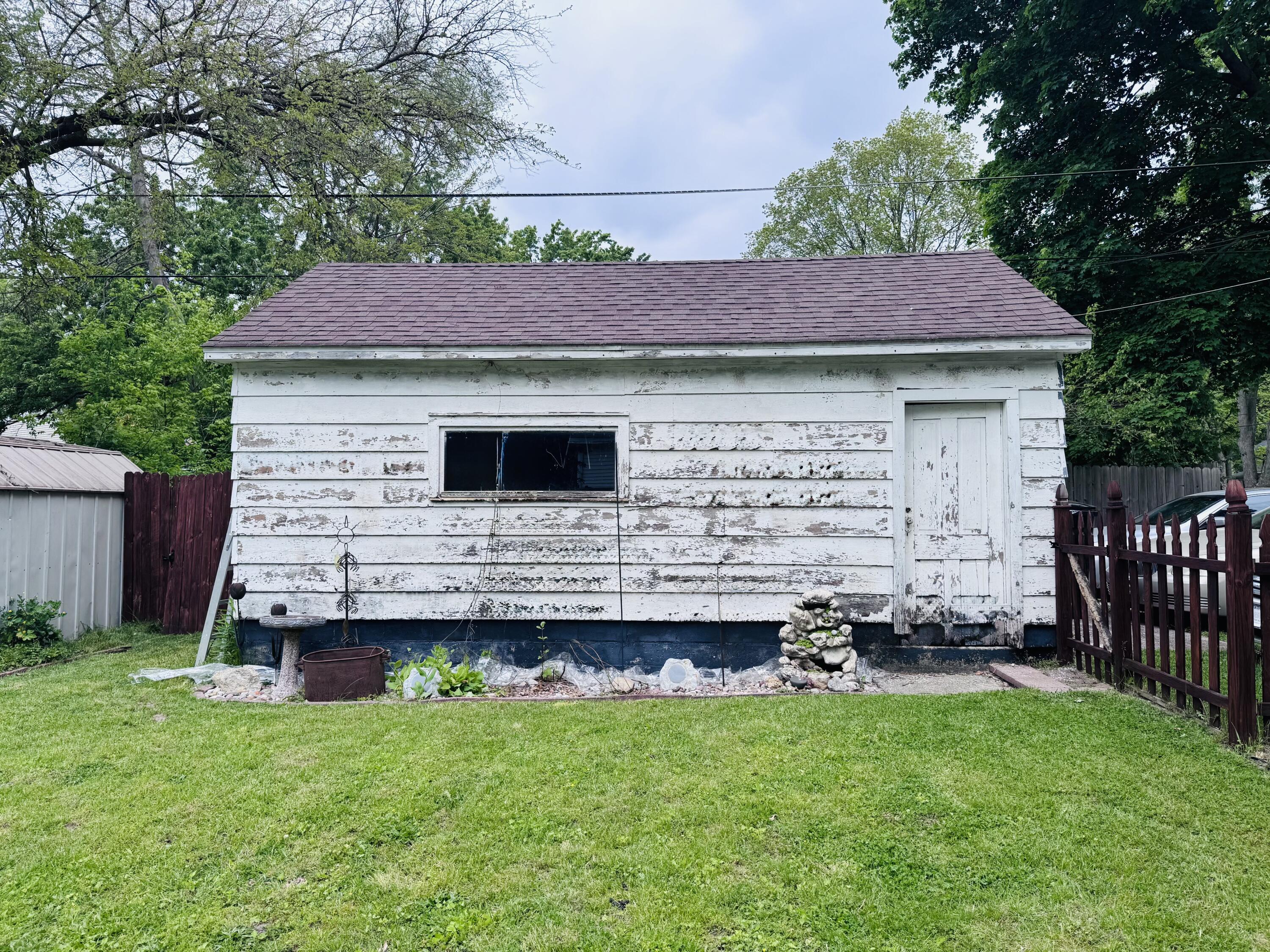 1021 Sycamore Street Niles MI 49120