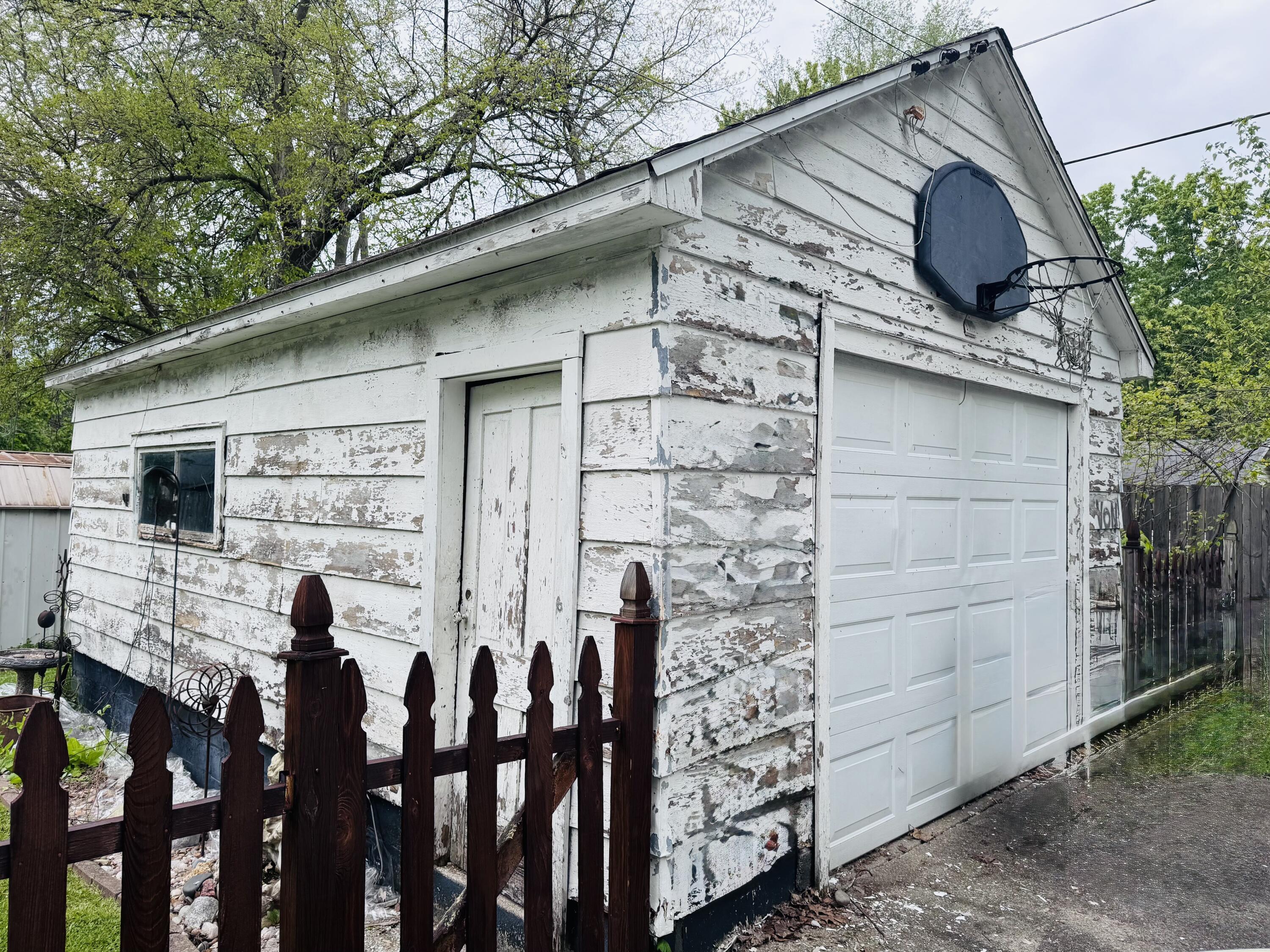 1021 Sycamore Street Niles MI 49120