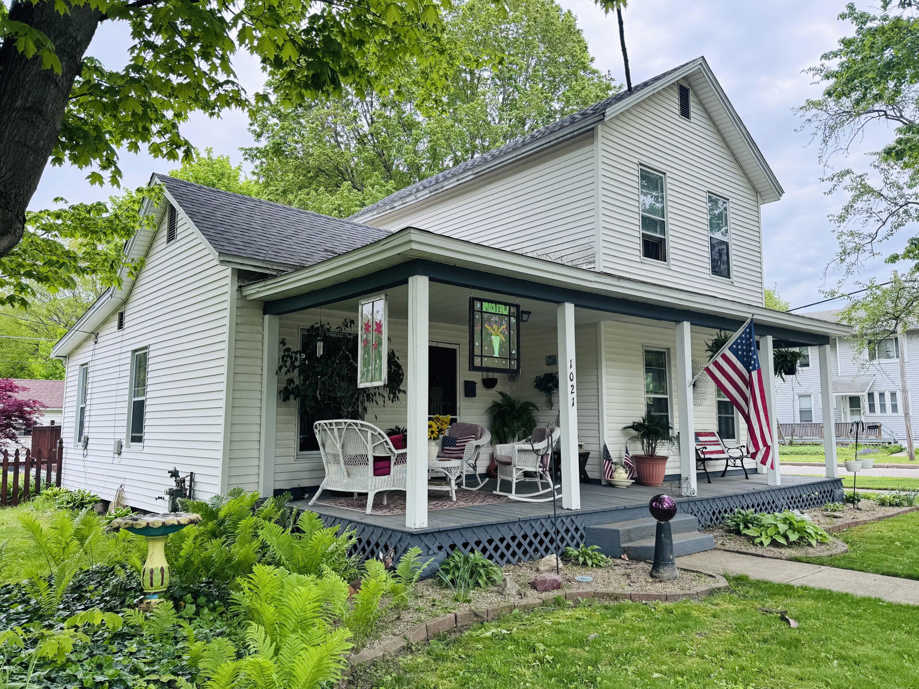 1021 Sycamore Street Niles MI 49120
