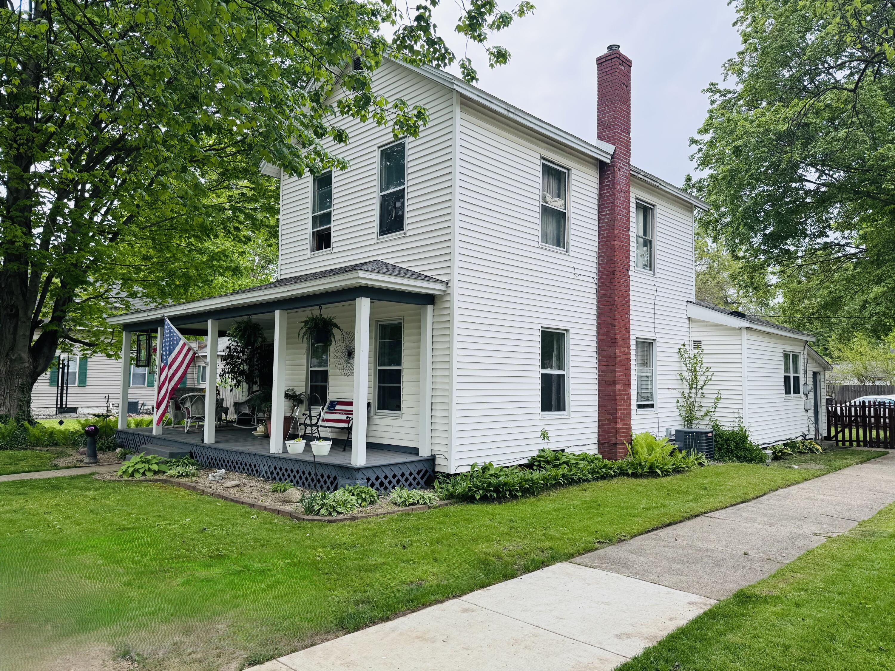 1021 Sycamore Street Niles MI 49120