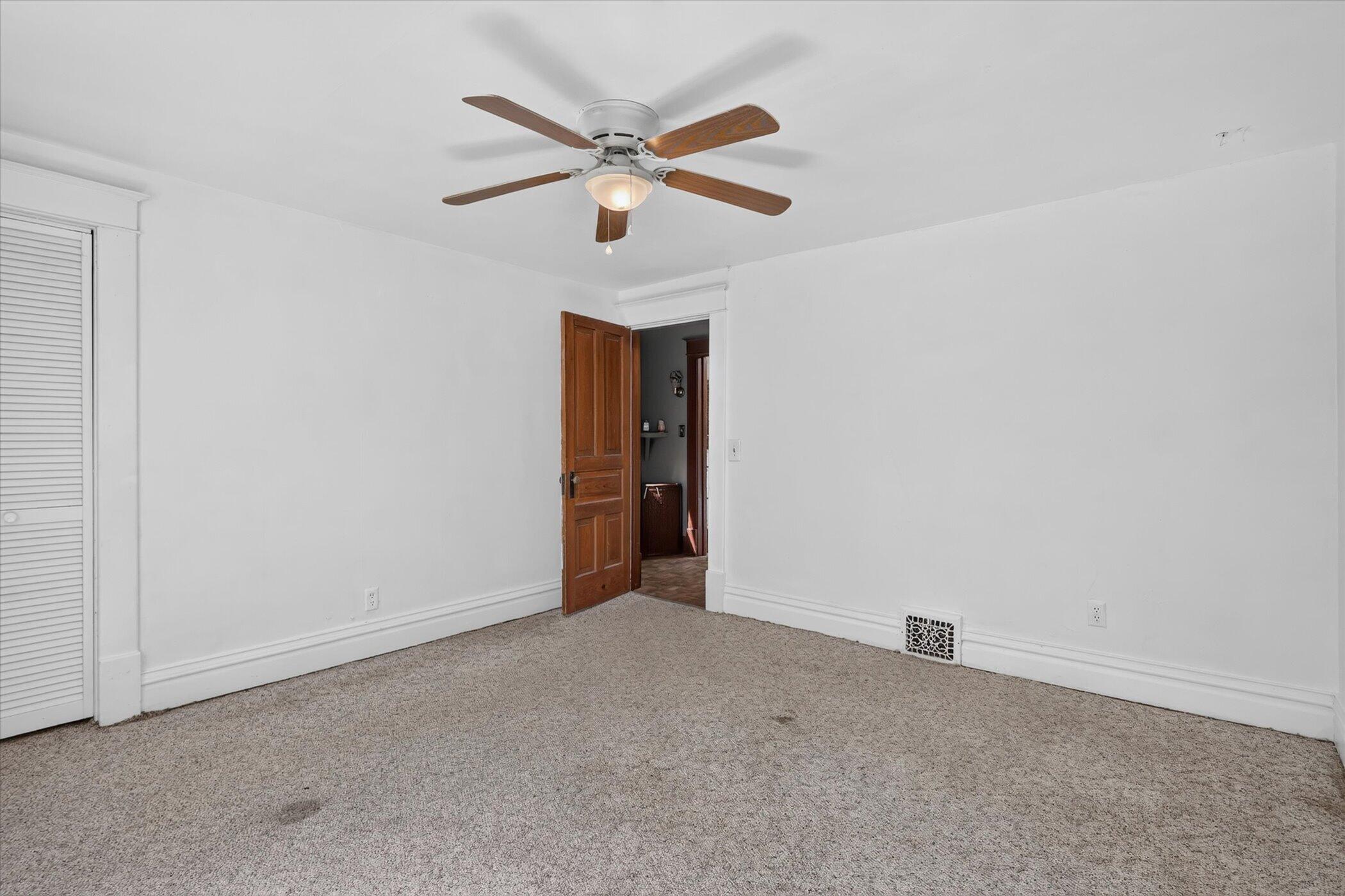 611 Elmwood Court Kalamazoo MI 49007