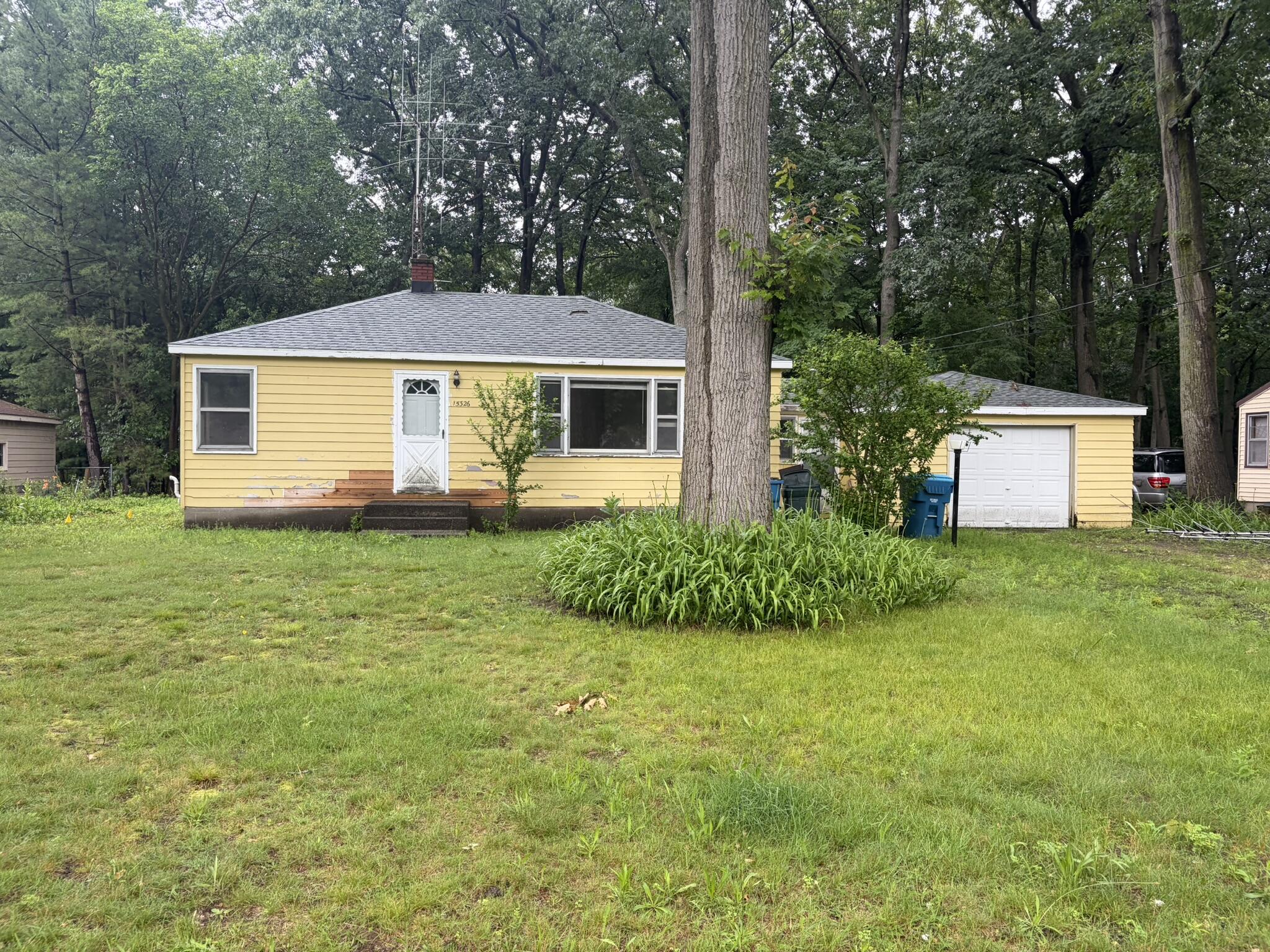 15326 Pine Street Grand Haven MI 49417