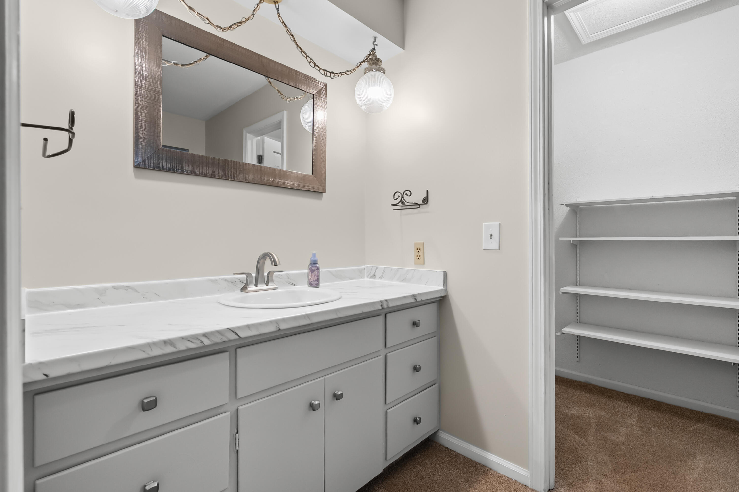 7423 Ravine Road Kalamazoo MI 49009
