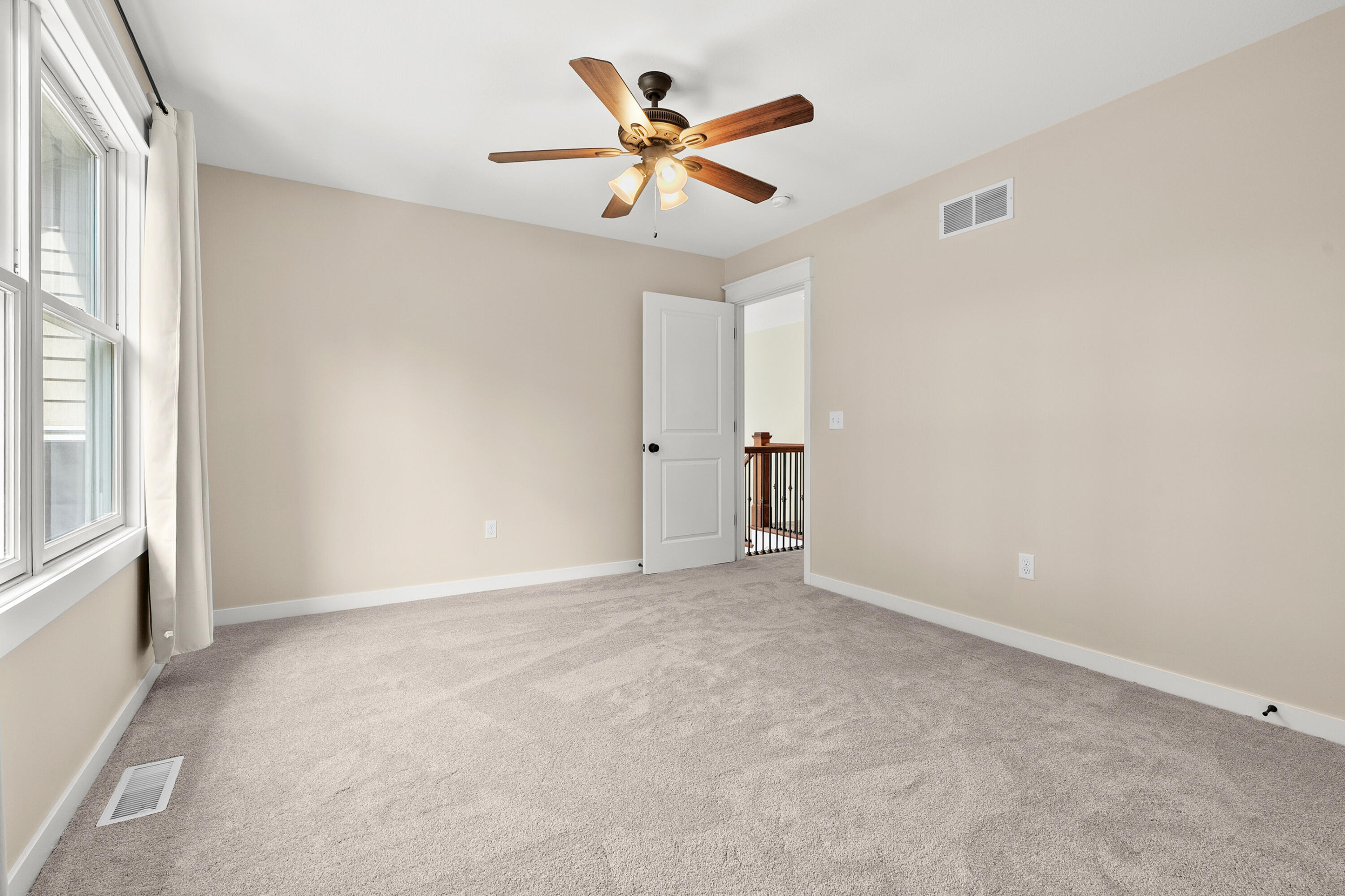 7585 Oakwood Avenue Kalamazoo MI 49009