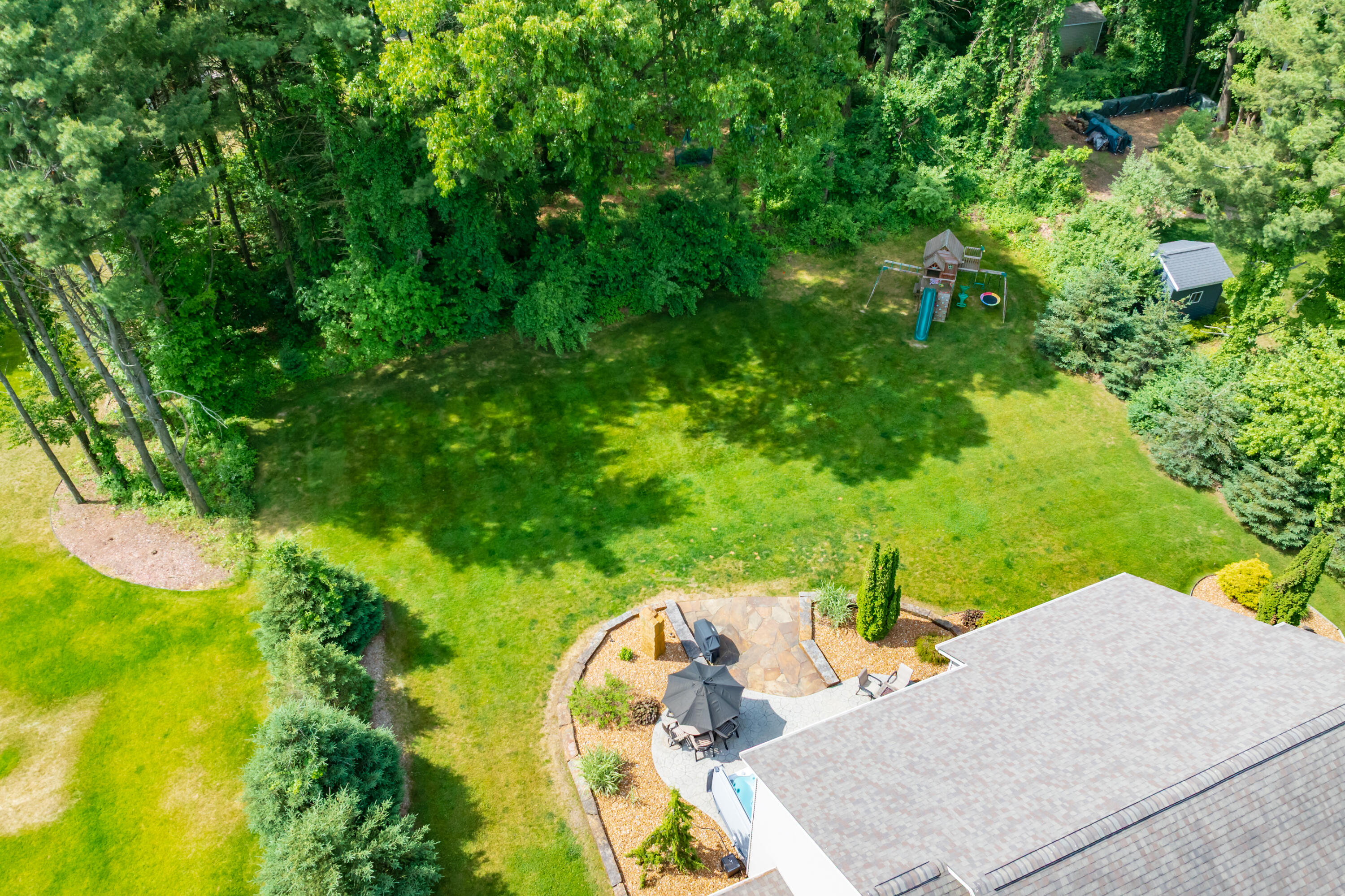 7585 Oakwood Avenue Kalamazoo MI 49009