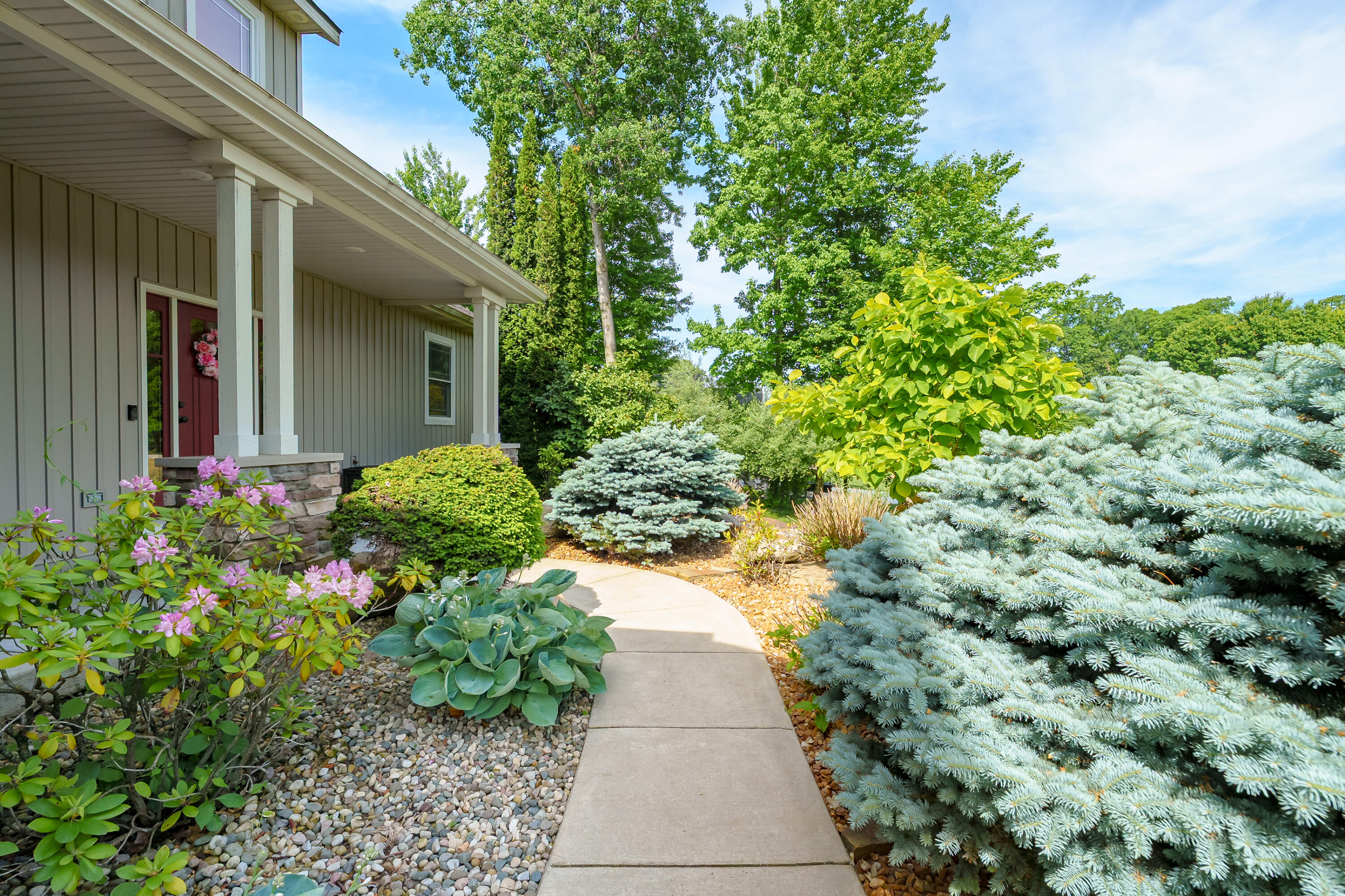 7585 Oakwood Avenue Kalamazoo MI 49009