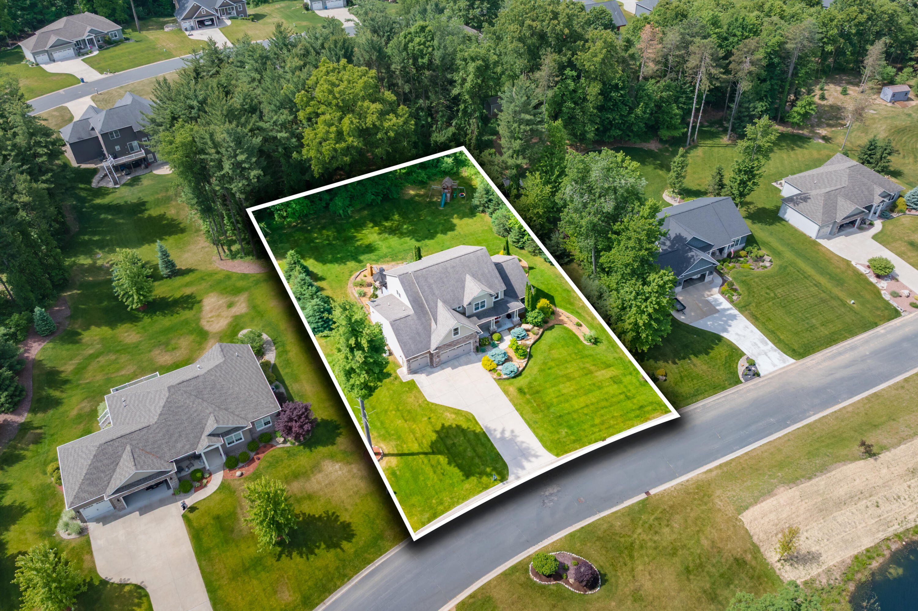 7585 Oakwood Avenue Kalamazoo MI 49009