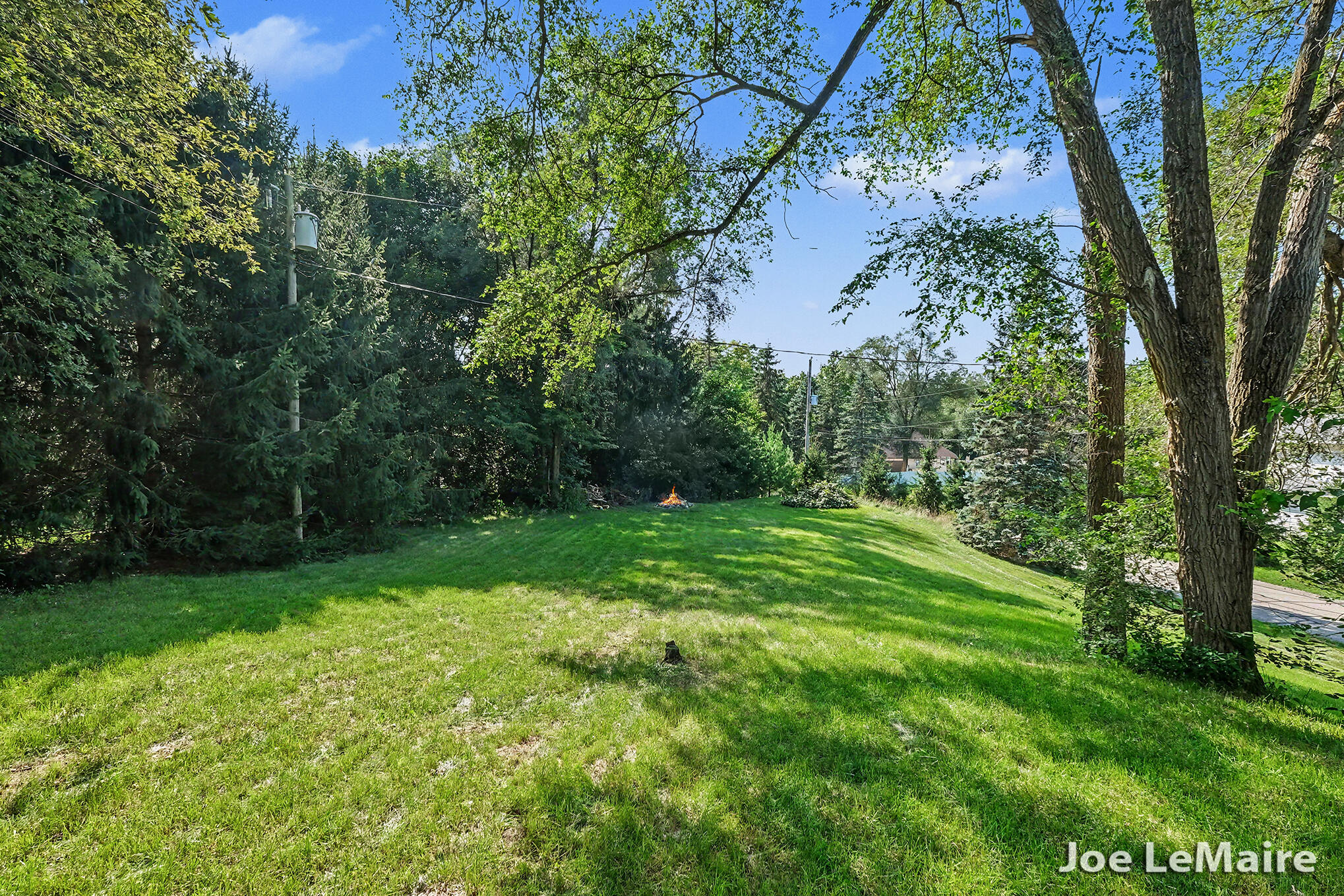 4977 Hunsberger Avenue NE Grand Rapids MI 49525