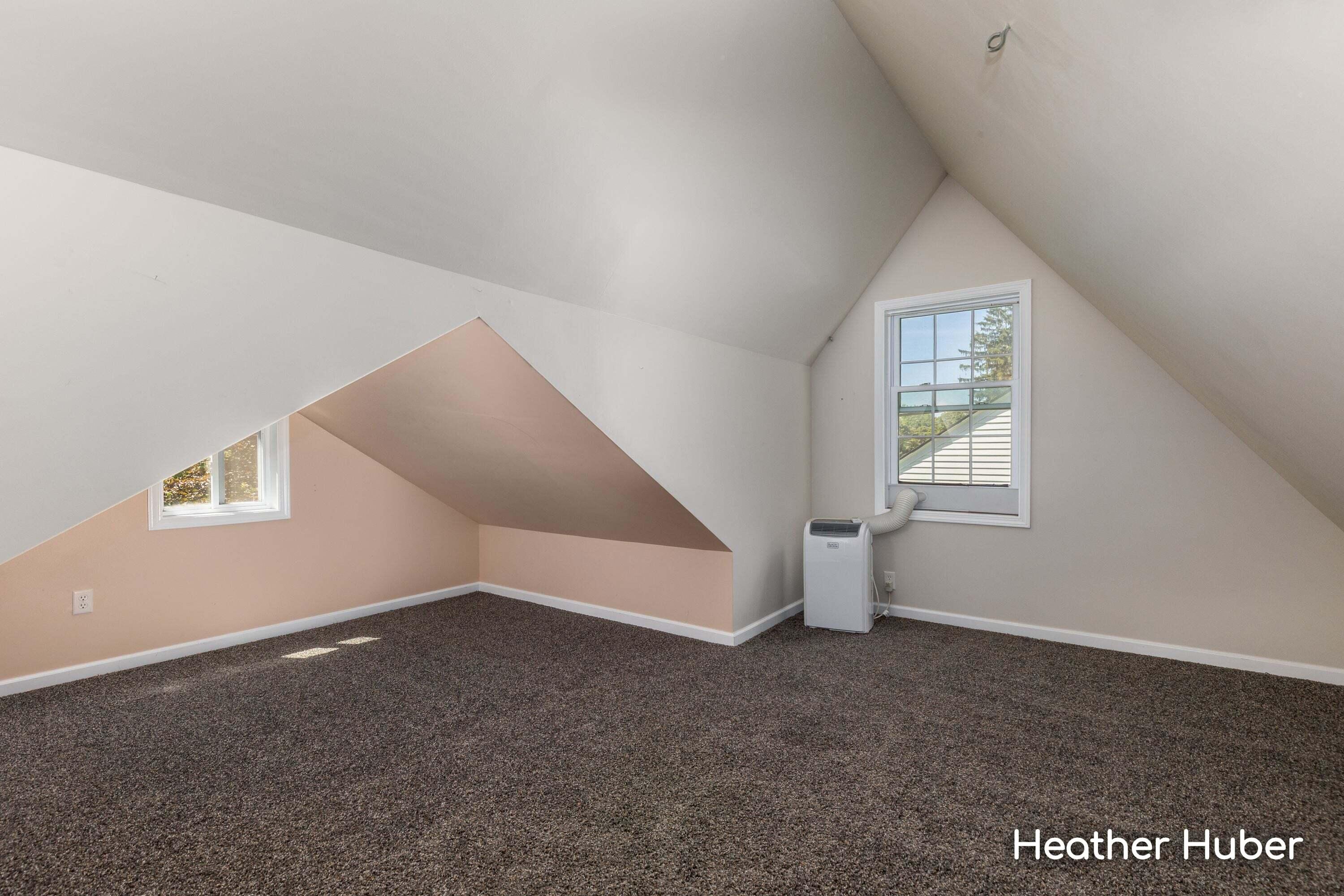 1860 Michigan Street NE Grand Rapids MI 49503