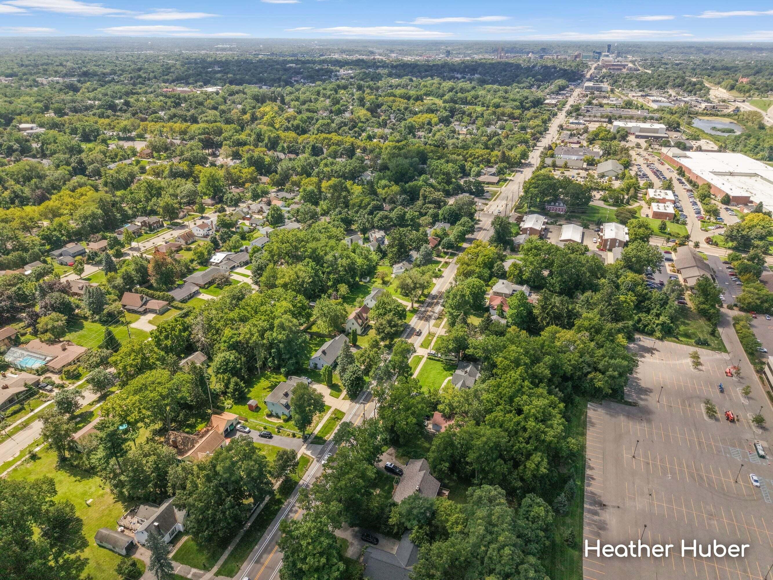 1860 Michigan Street NE Grand Rapids MI 49503