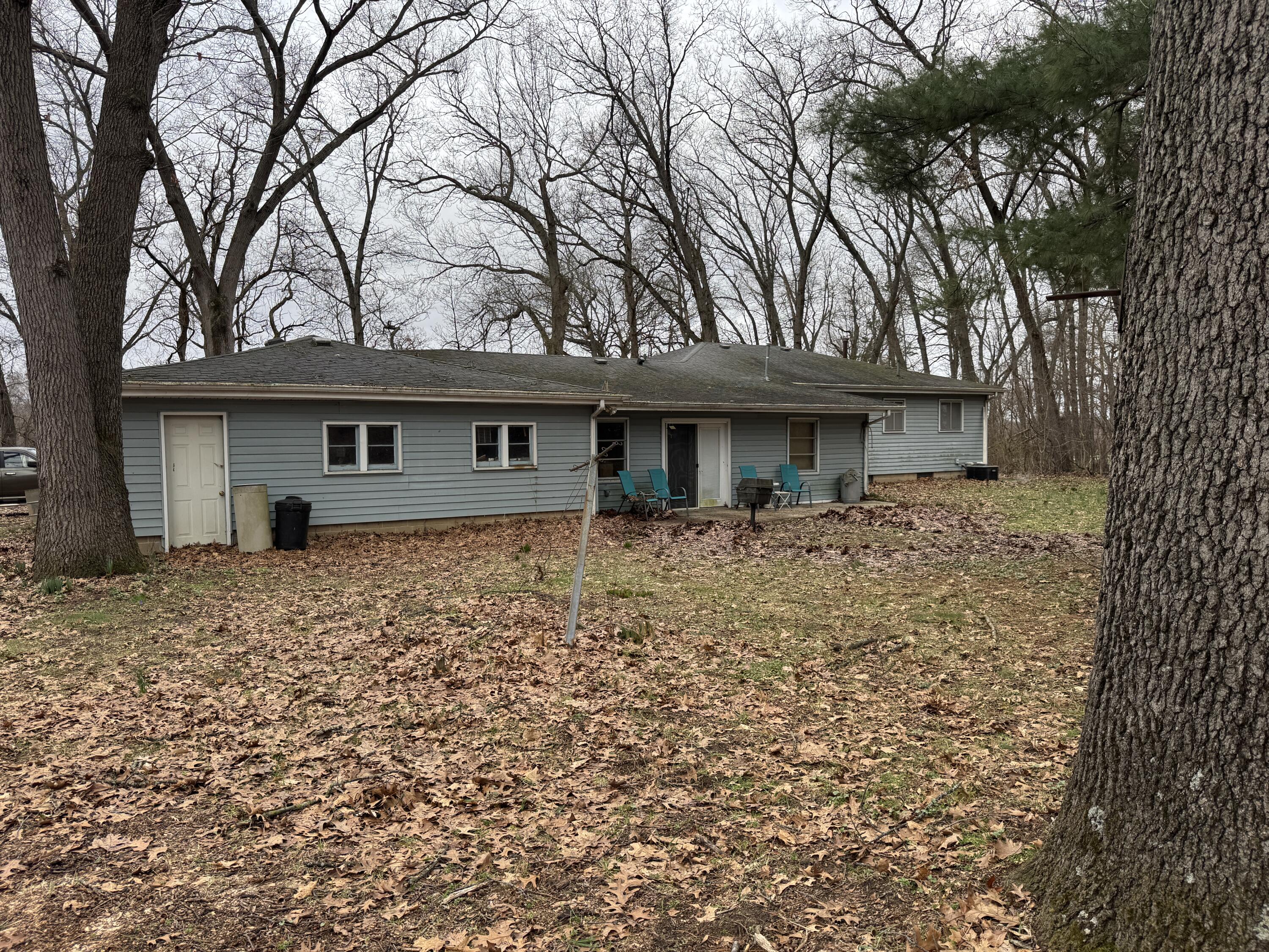 31646 Wells Street Dowagiac MI 49047