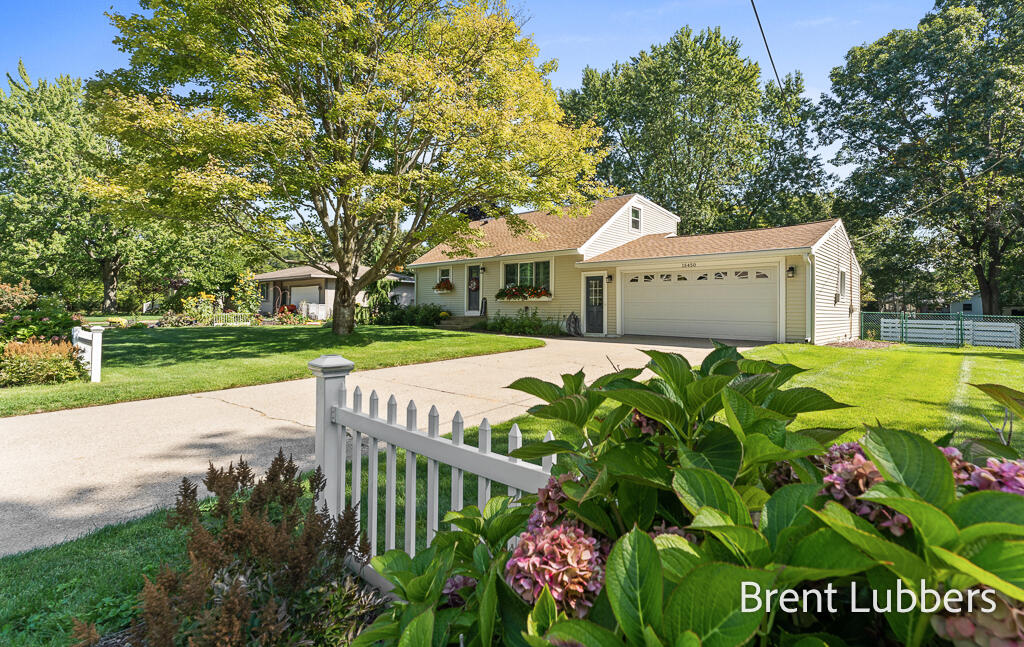 15450 164th Avenue Grand Haven MI 49417