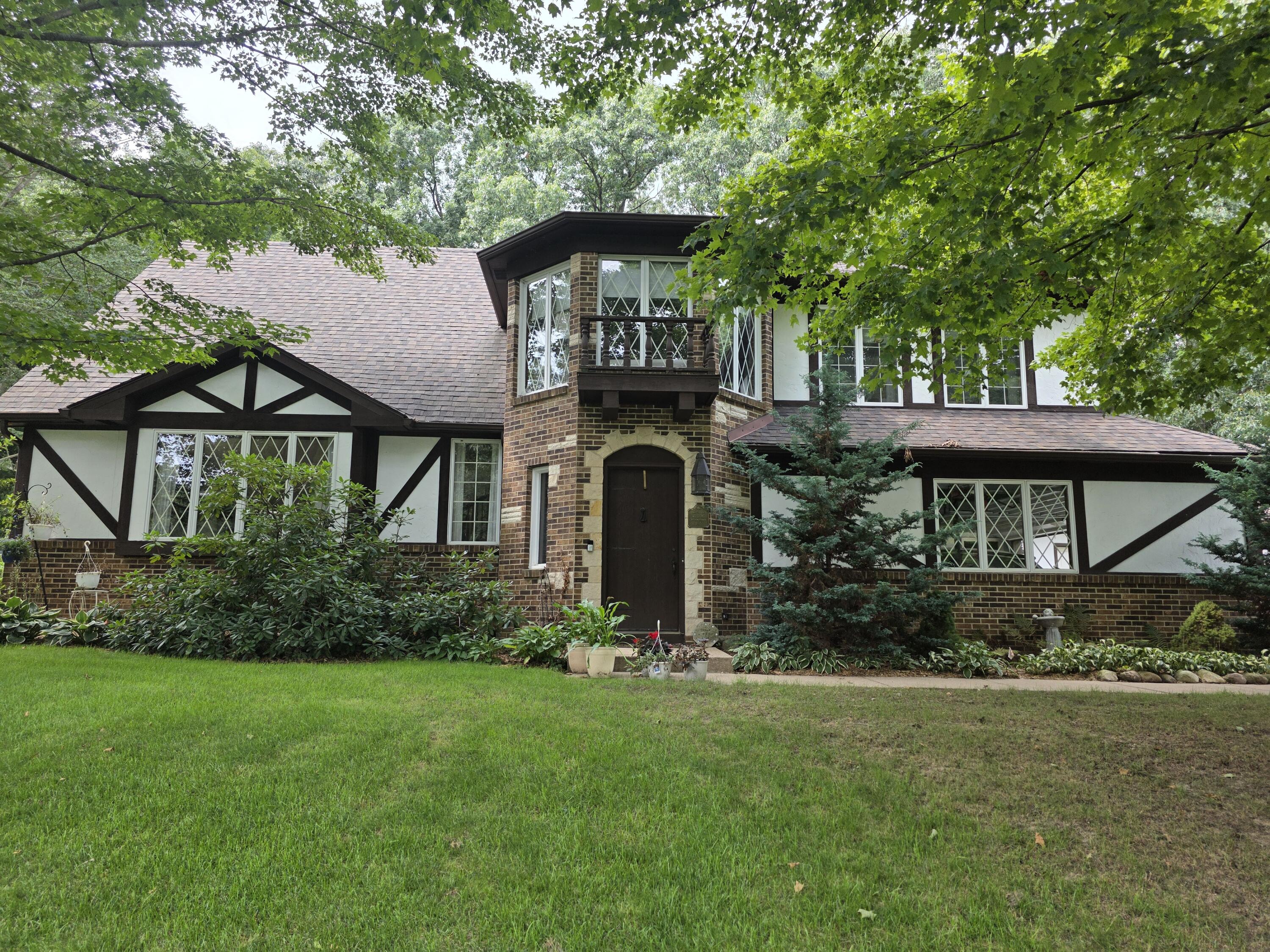 5163 Burning Tree Road Kalamazoo MI 49009