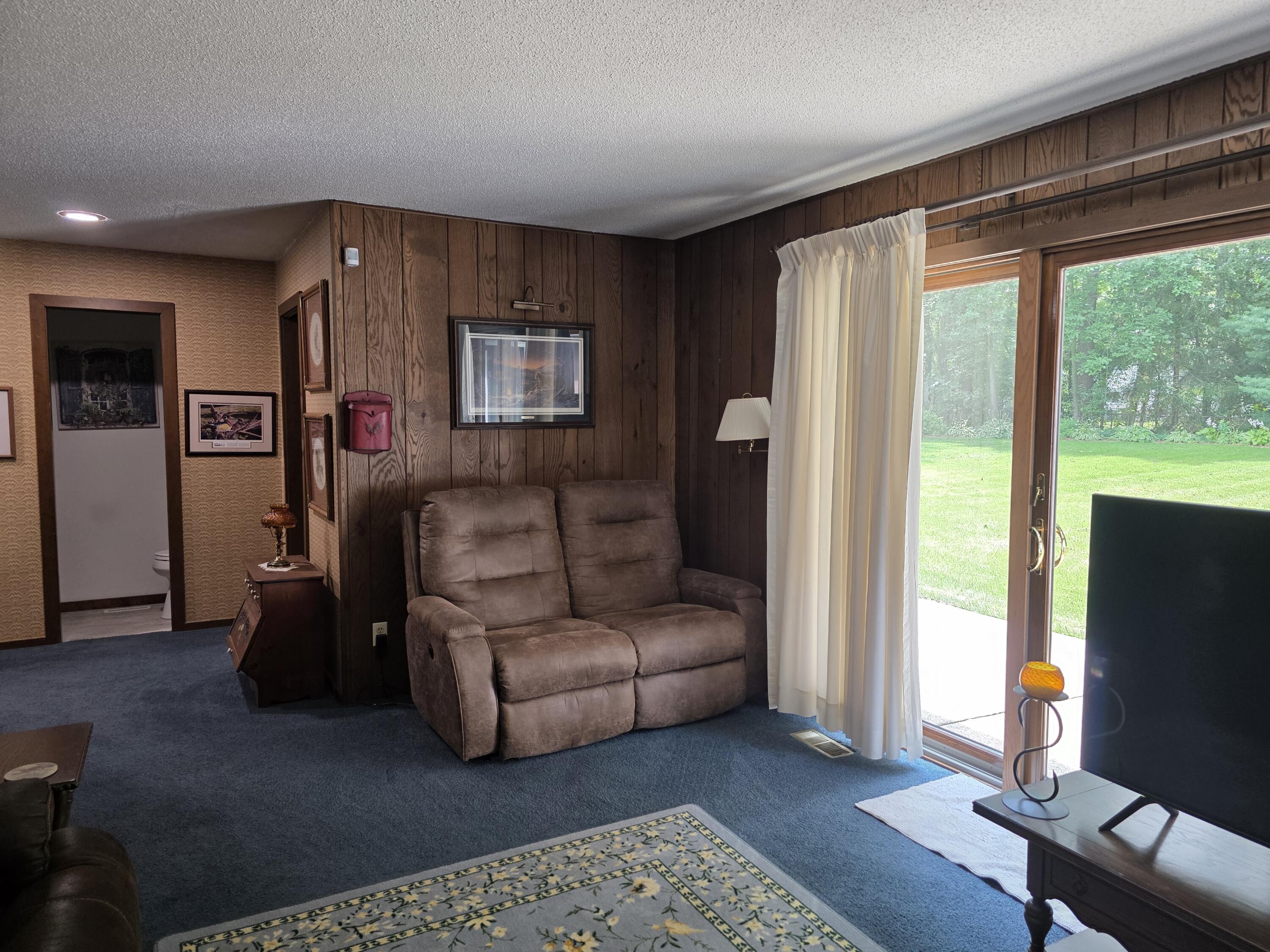 5163 Burning Tree Road Kalamazoo MI 49009