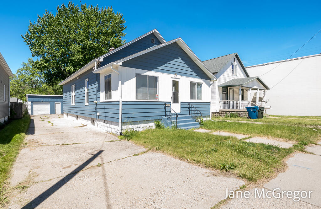 2023 Henry Street Muskegon MI 49441