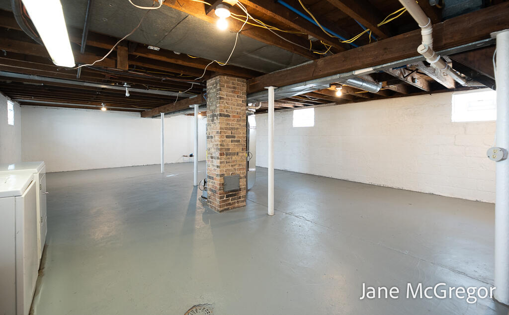 2023 Henry Street Muskegon MI 49441