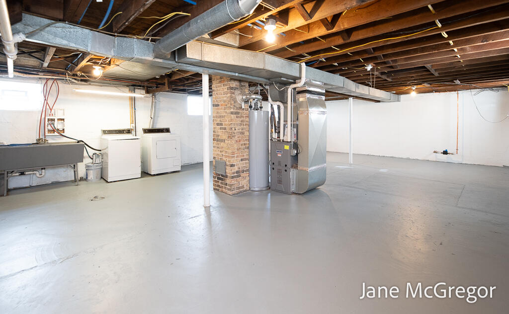 2023 Henry Street Muskegon MI 49441