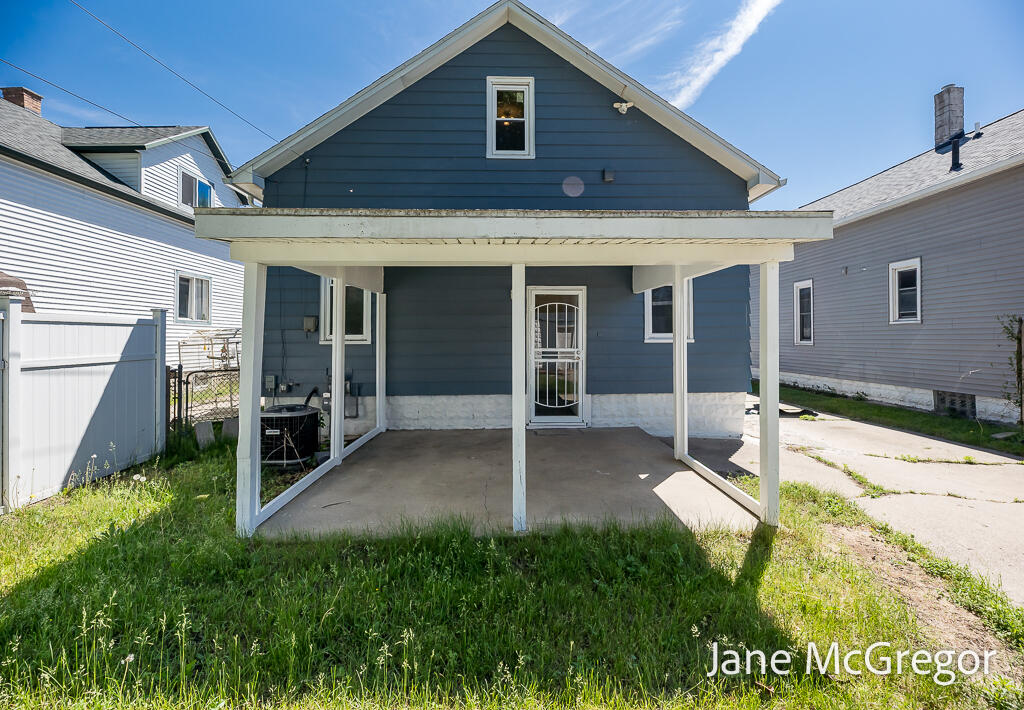 2023 Henry Street Muskegon MI 49441