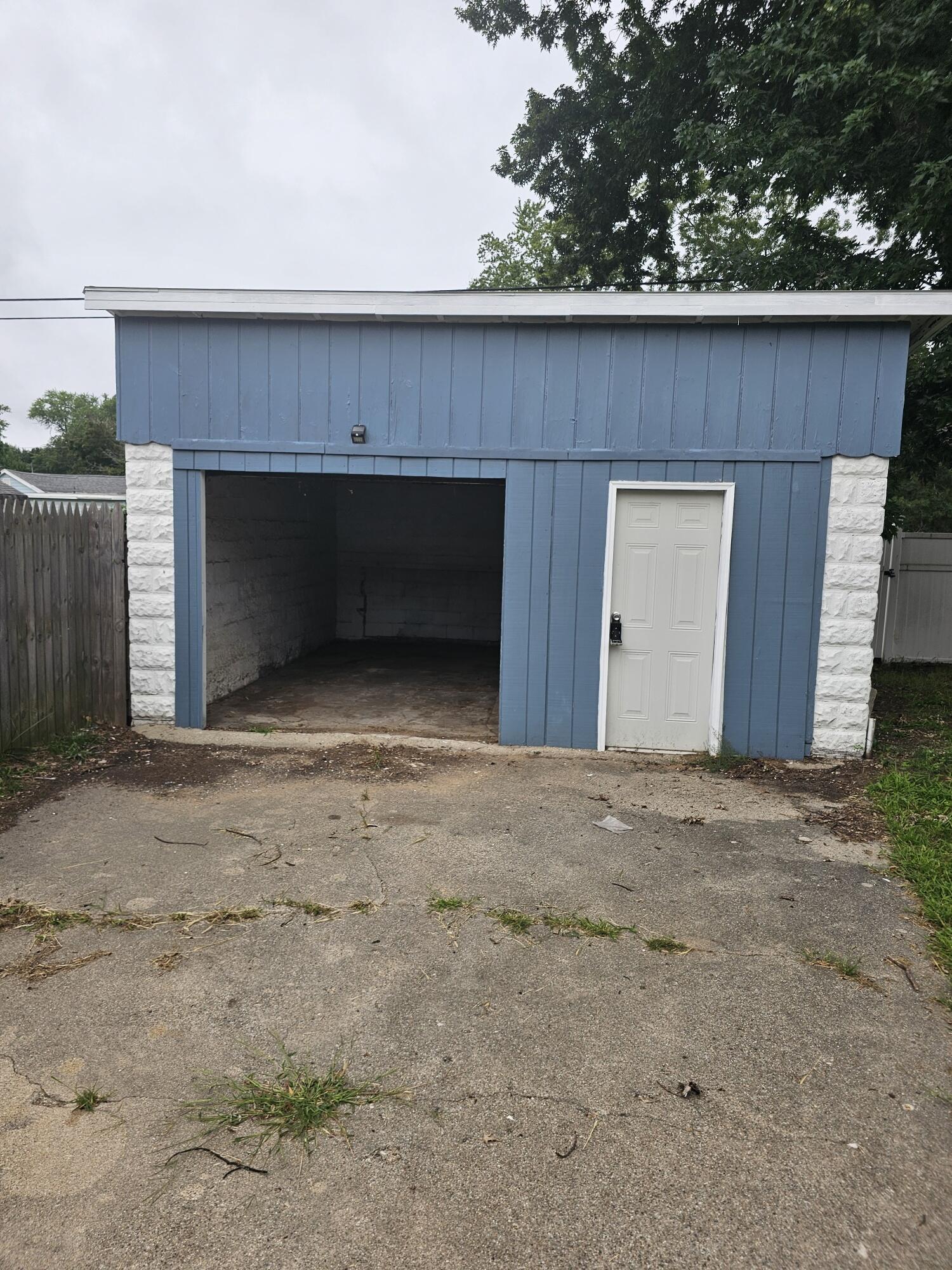 2023 Henry Street Muskegon MI 49441