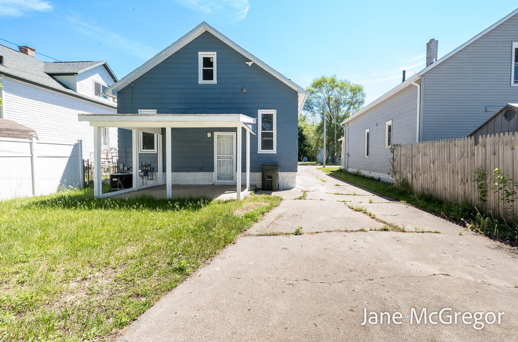 2023 Henry Street Muskegon MI 49441