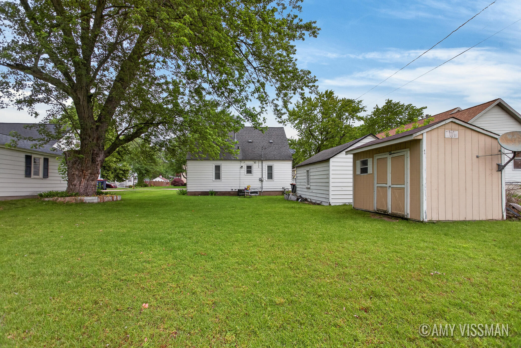 196 E 34th Street Holland MI 49423