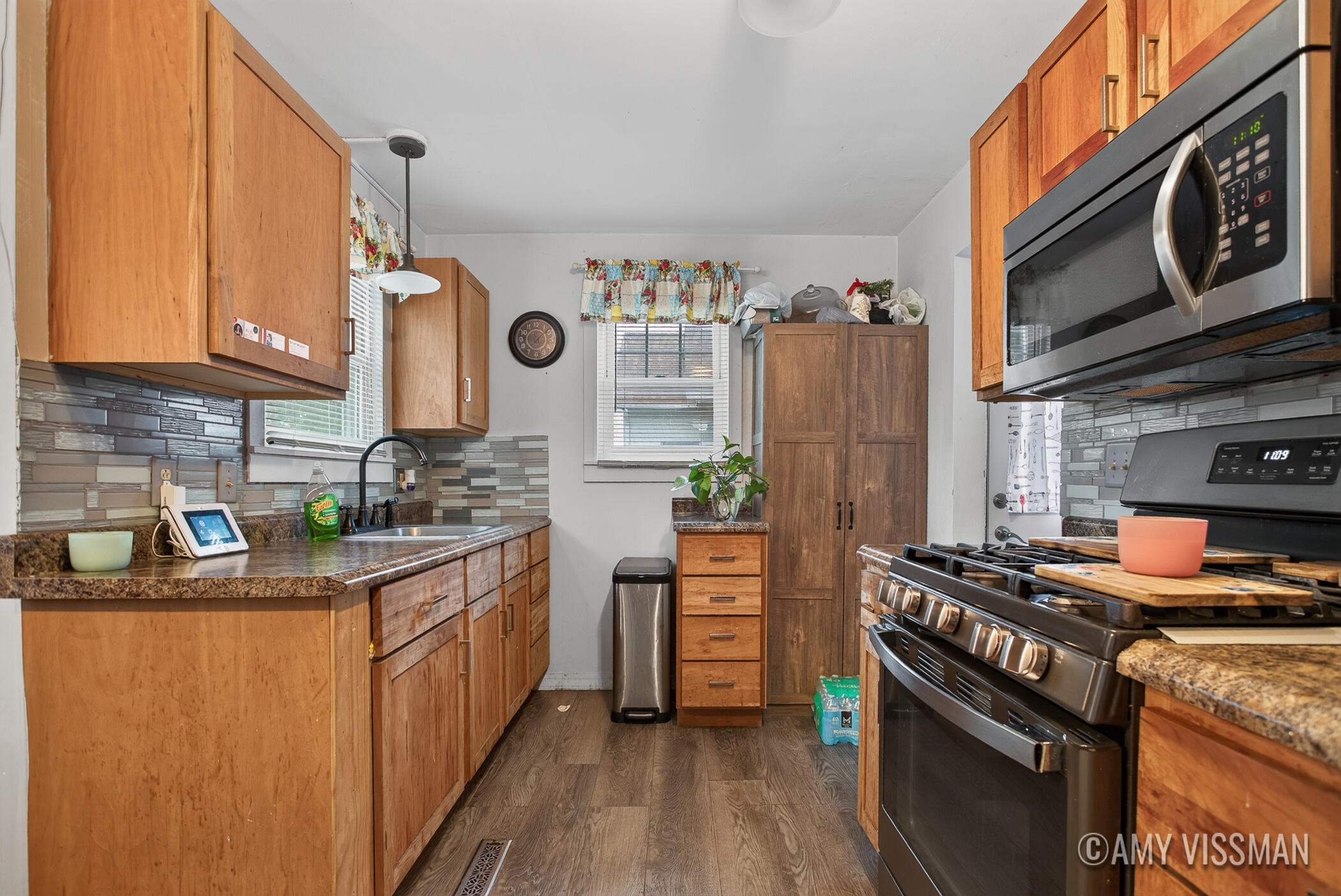 196 E 34th Street Holland MI 49423