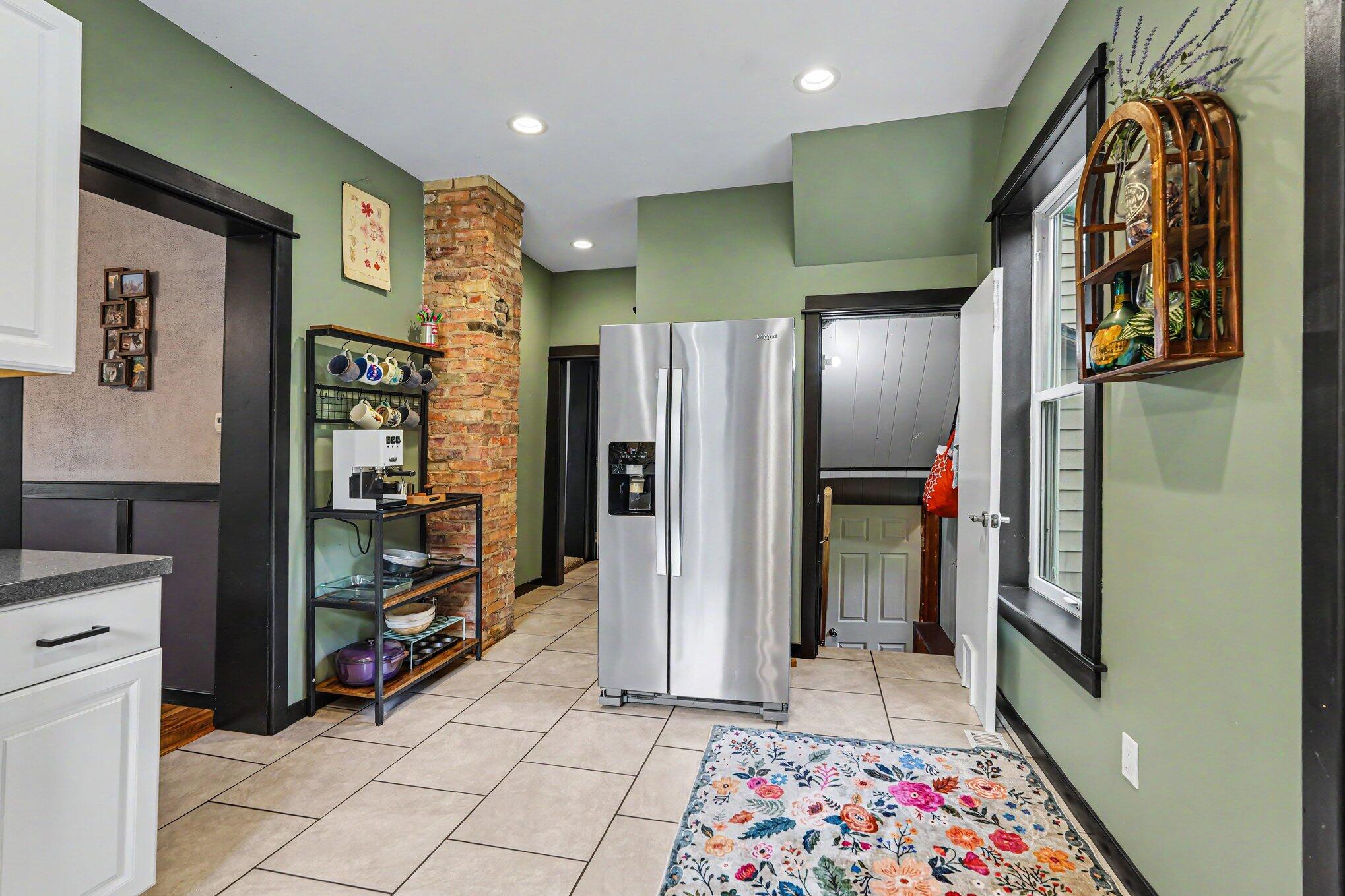 411 Curtis Street NE Grand Rapids MI 49505