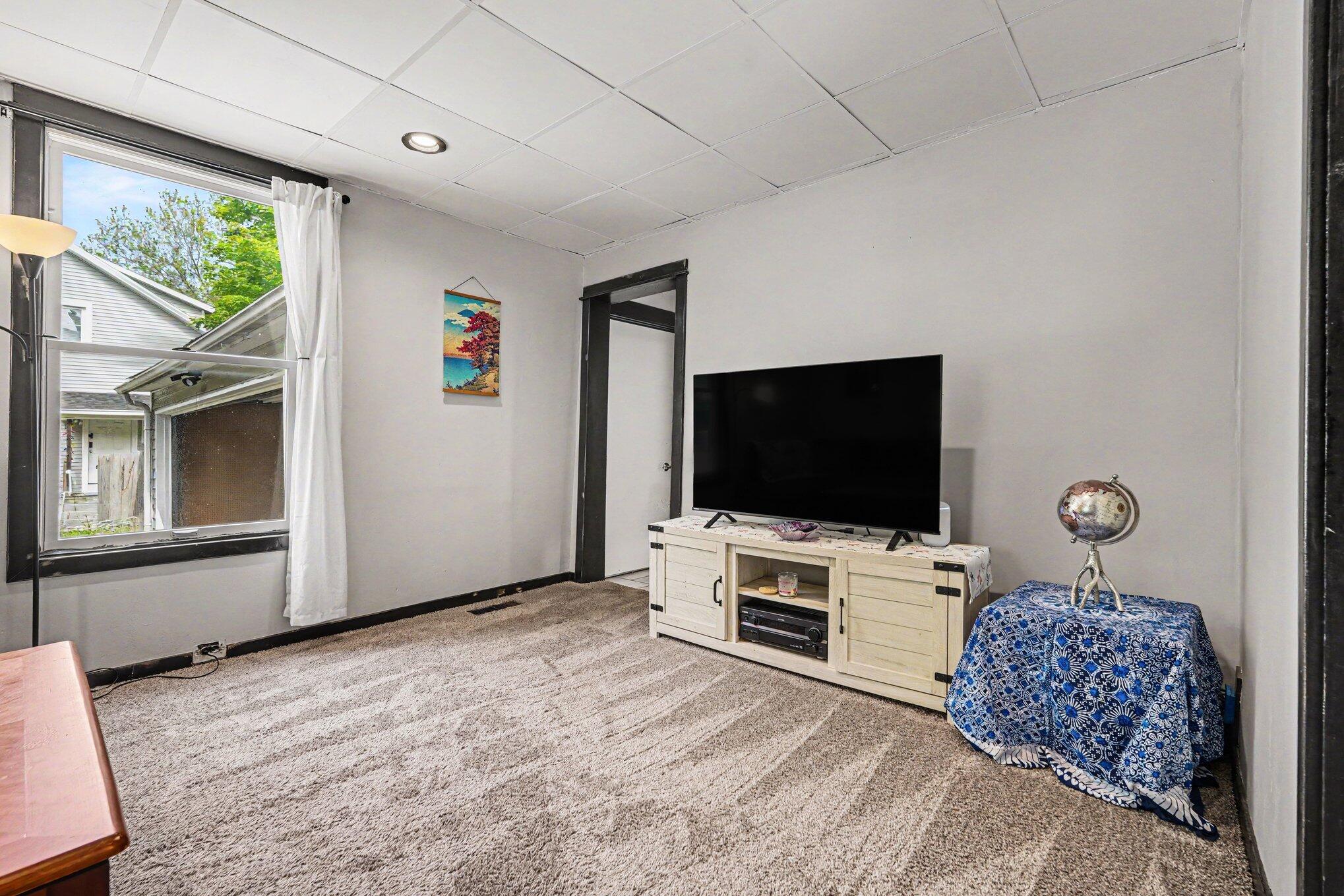 411 Curtis Street NE Grand Rapids MI 49505