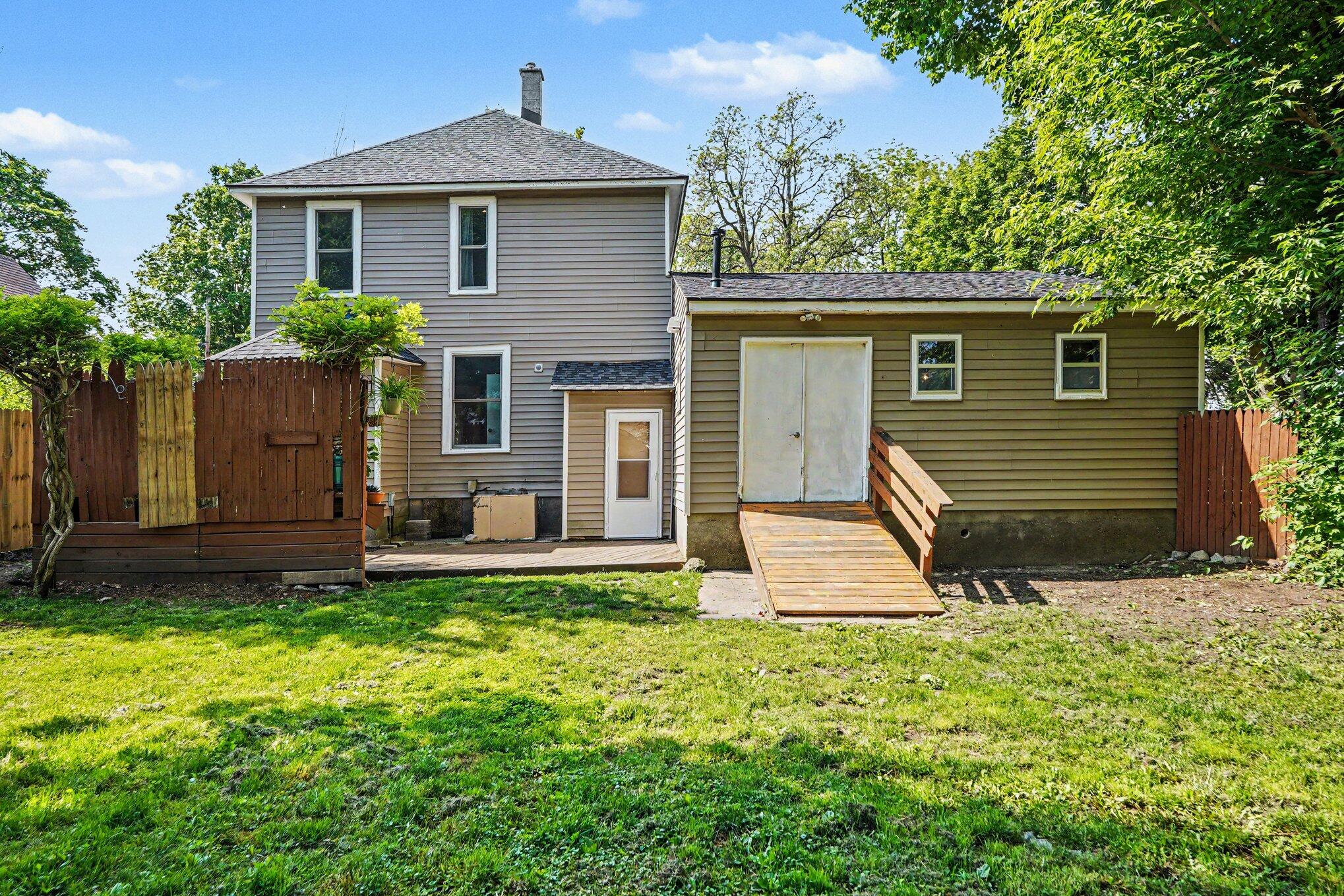 411 Curtis Street NE Grand Rapids MI 49505