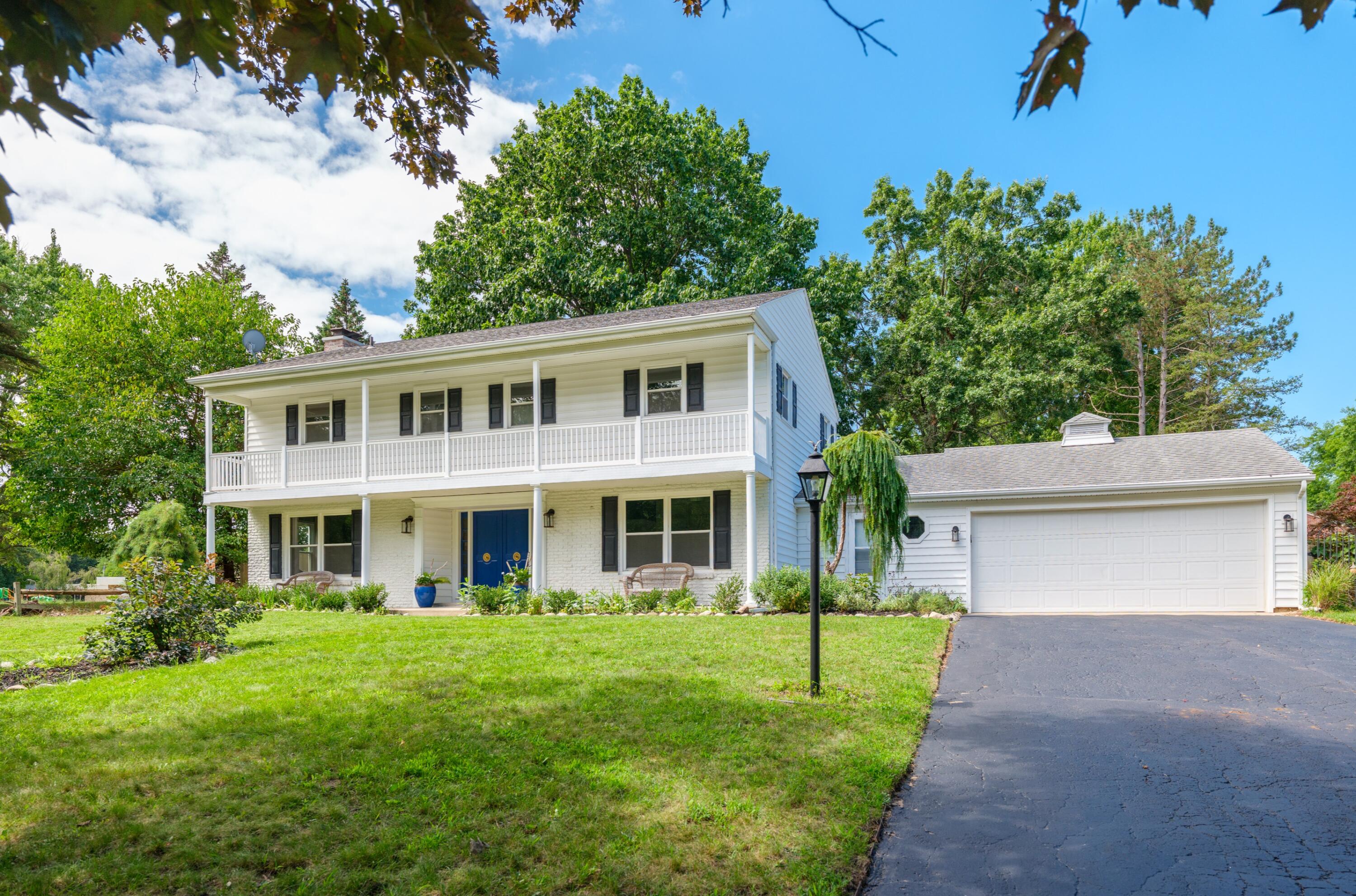 2222 Aberdeen Drive Kalamazoo MI 49008