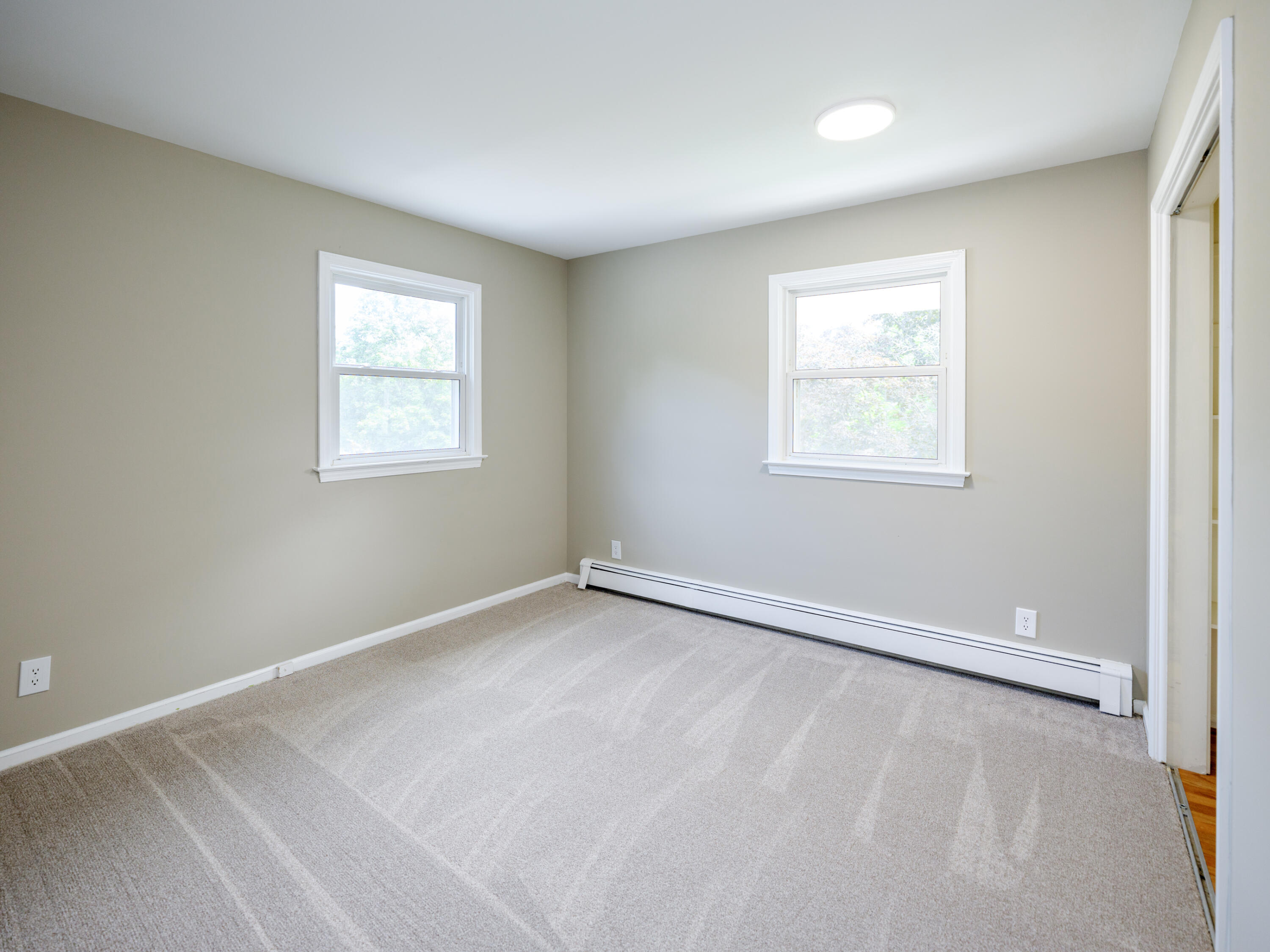 2222 Aberdeen Drive Kalamazoo MI 49008