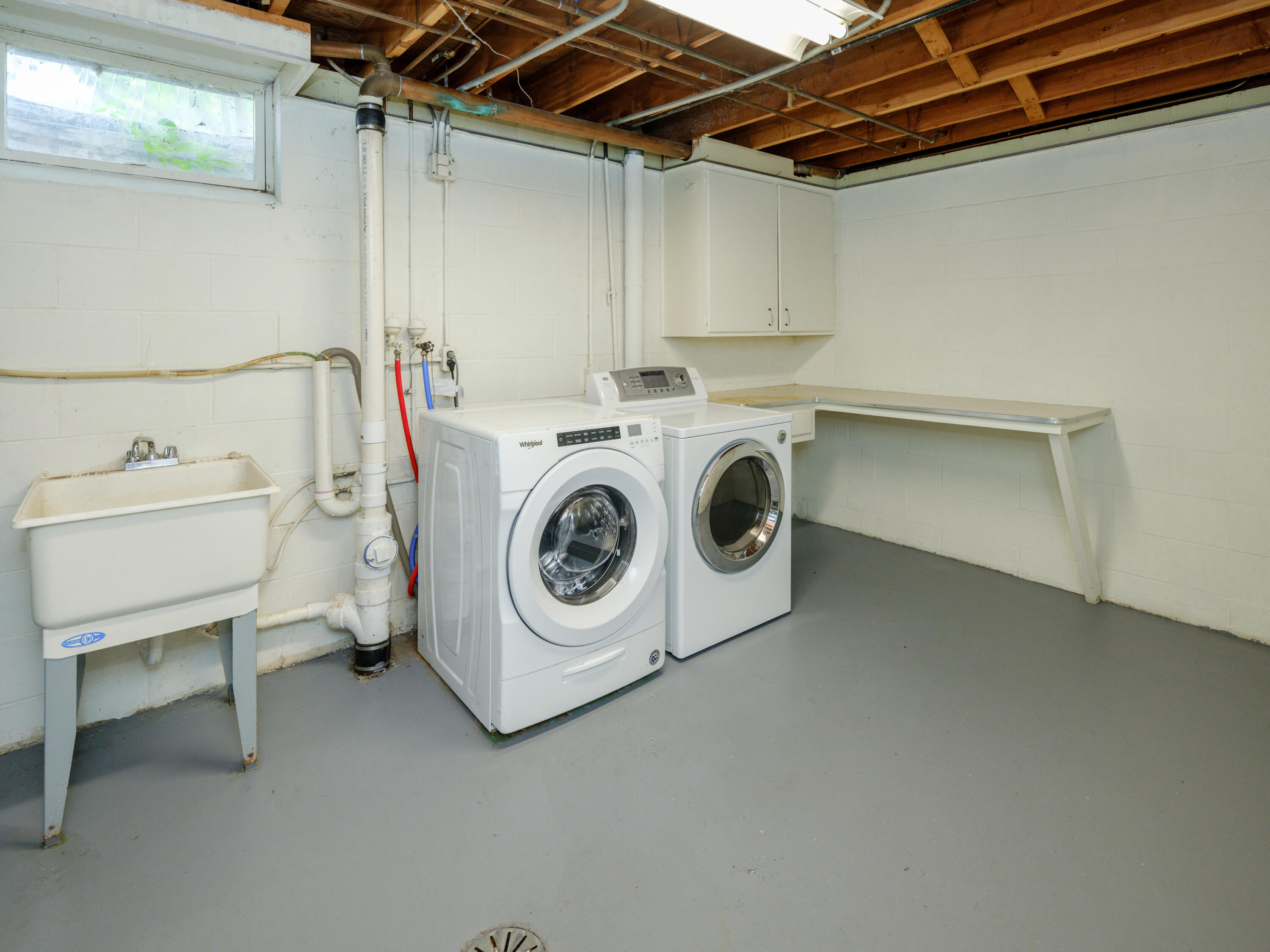 2222 Aberdeen Drive Kalamazoo MI 49008