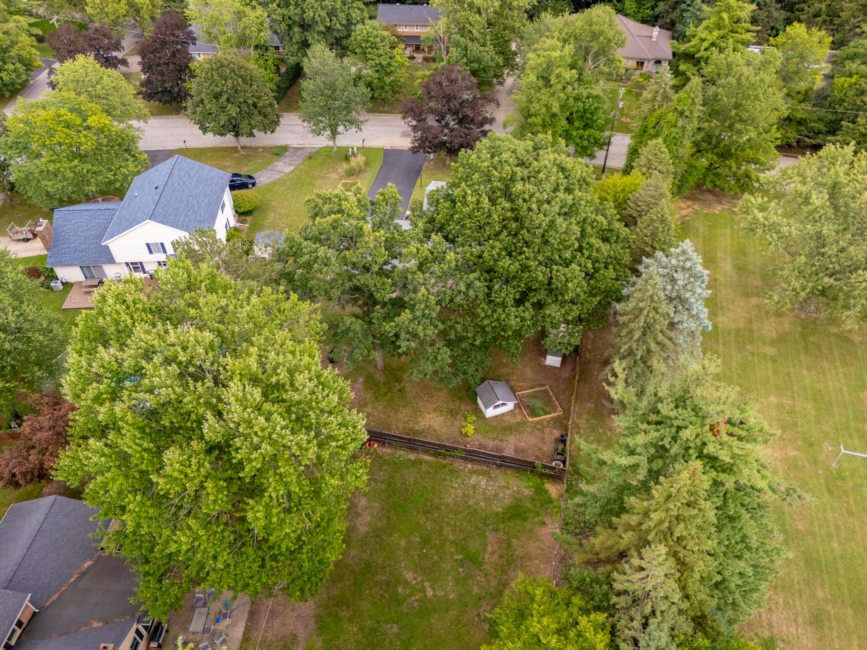 2222 Aberdeen Drive Kalamazoo MI 49008