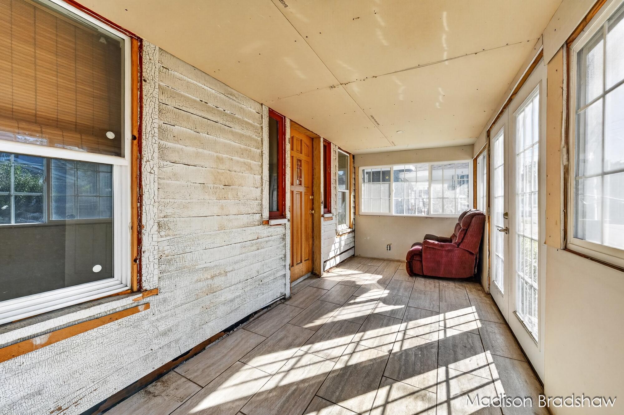229 Fox Street SW Grand Rapids MI 49507