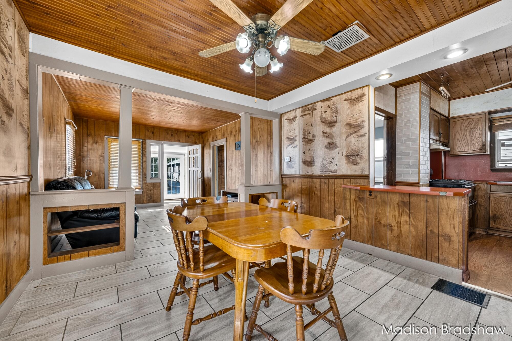229 Fox Street SW Grand Rapids MI 49507