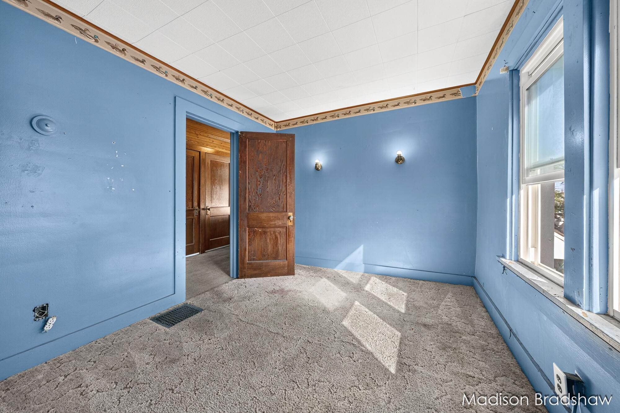 229 Fox Street SW Grand Rapids MI 49507
