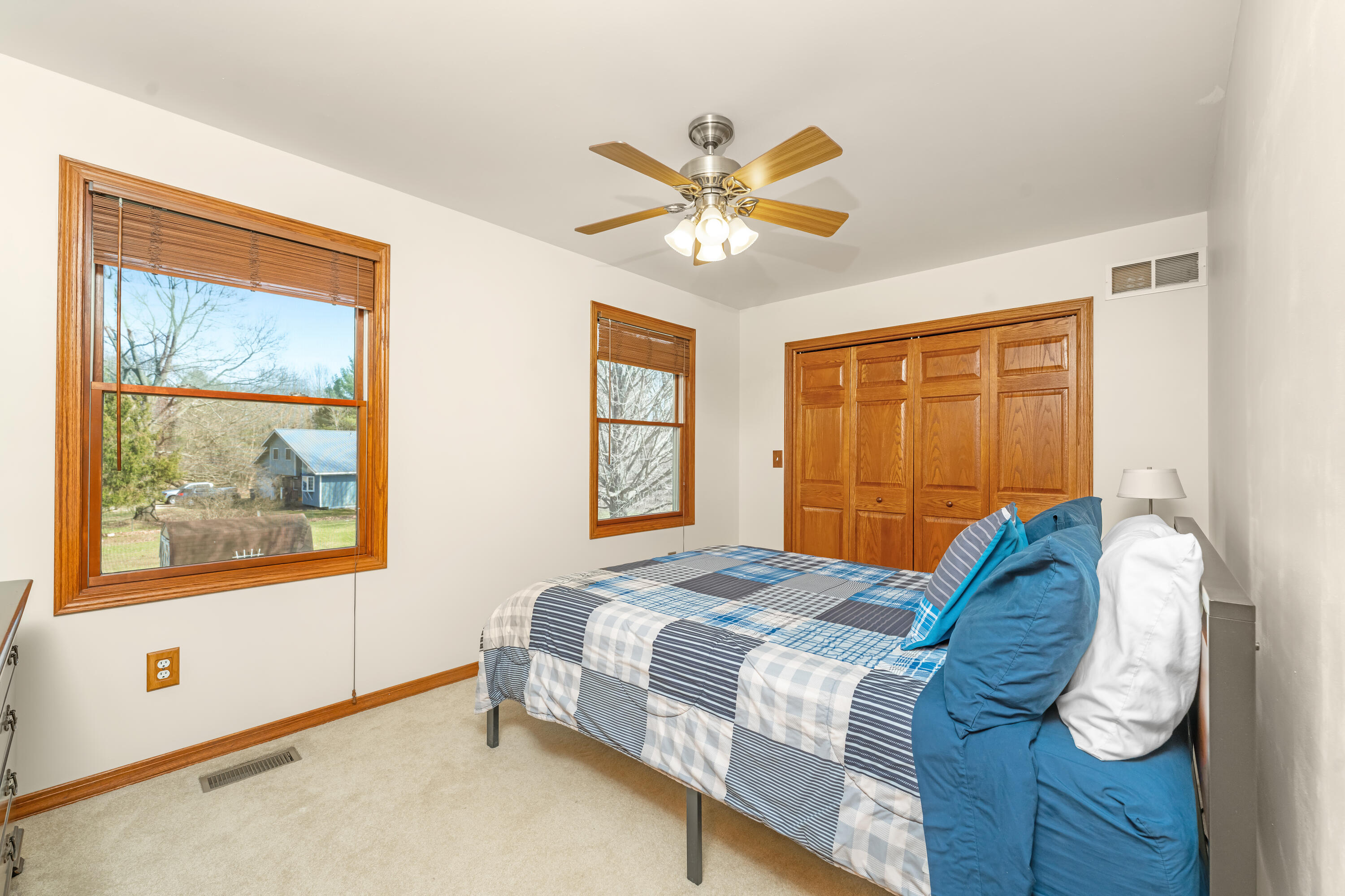 121 Cr 687 Street South Haven MI 49090