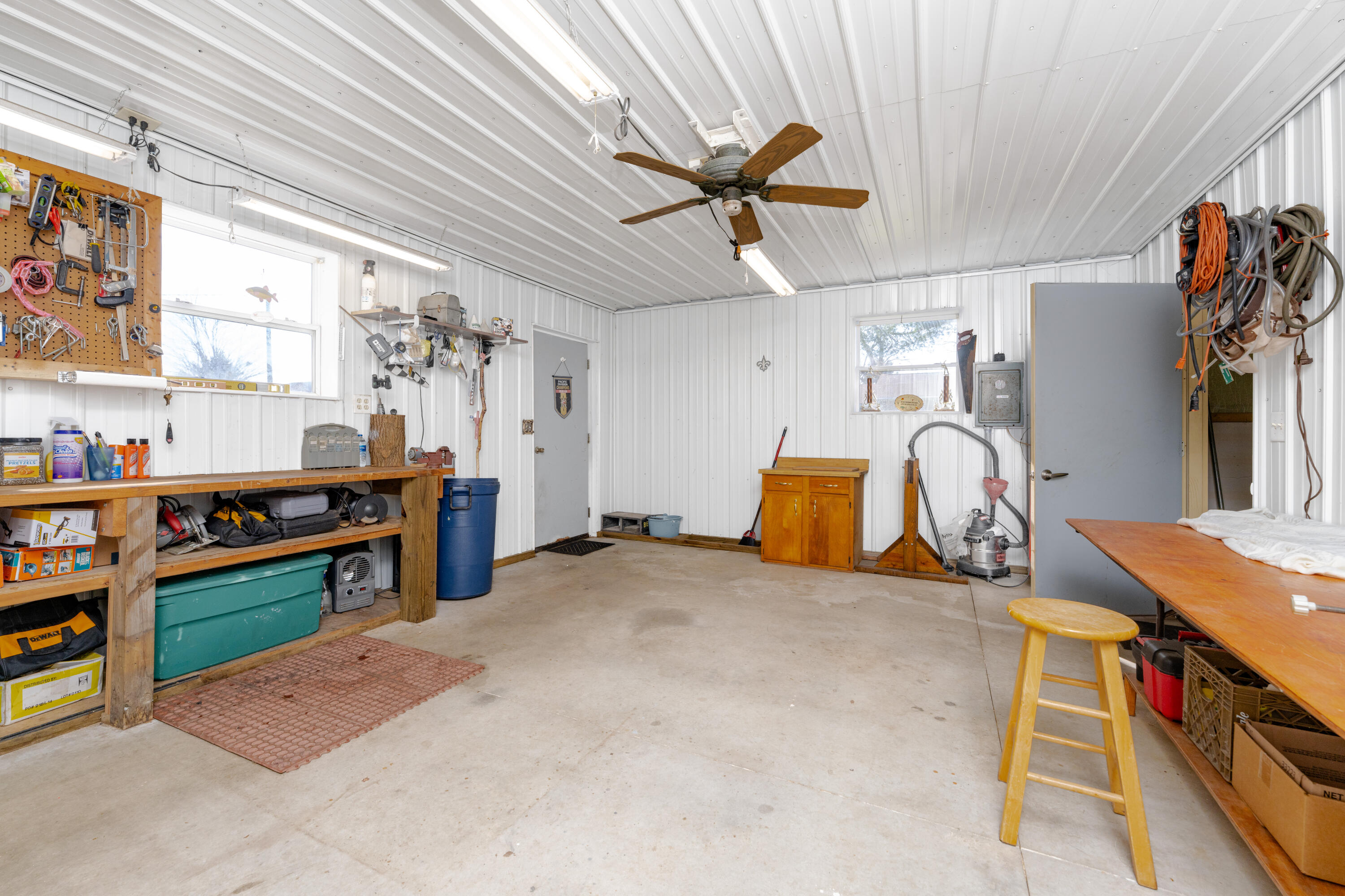 121 Cr 687 Street South Haven MI 49090