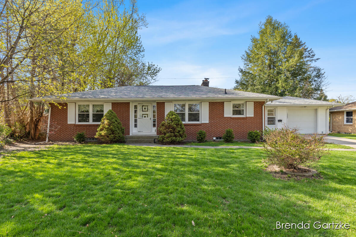1880 Lynne Lane NW Grand Rapids MI 49504