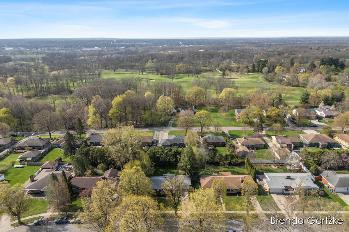 1880 Lynne Lane NW Grand Rapids MI 49504