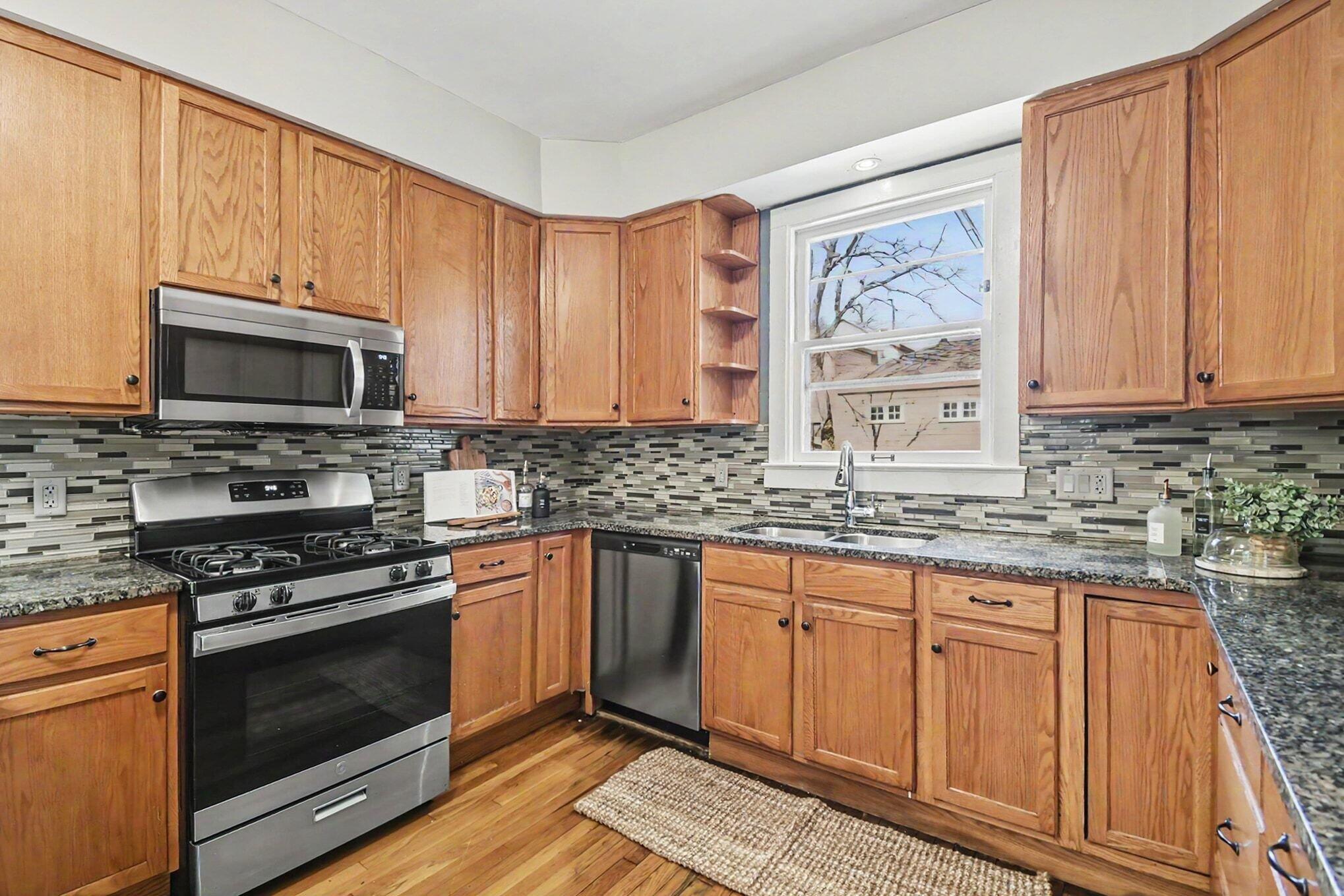 327 Henry Avenue SE Grand Rapids MI 49503